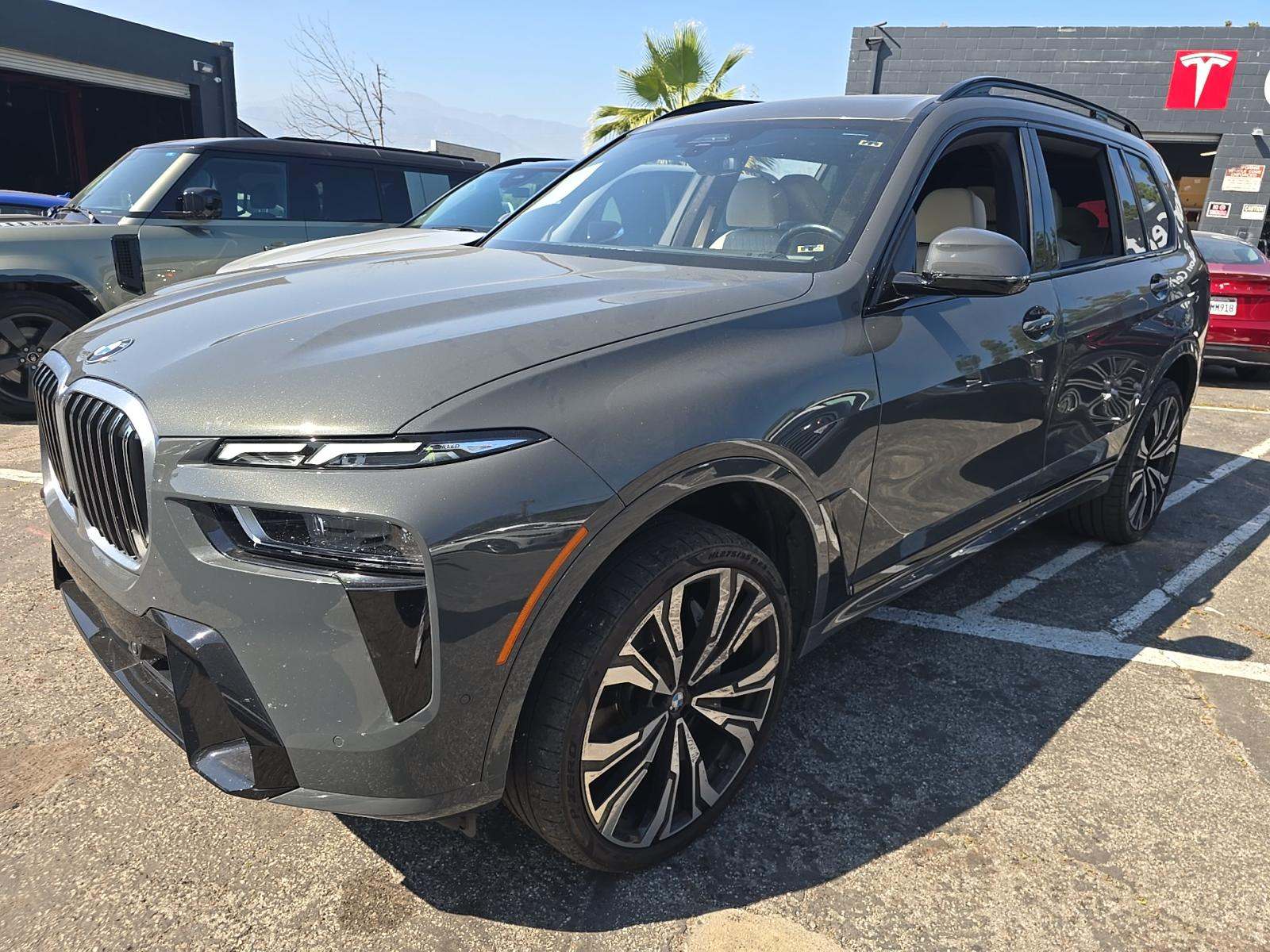 2023 BMW X7 xDrive40i AWD
