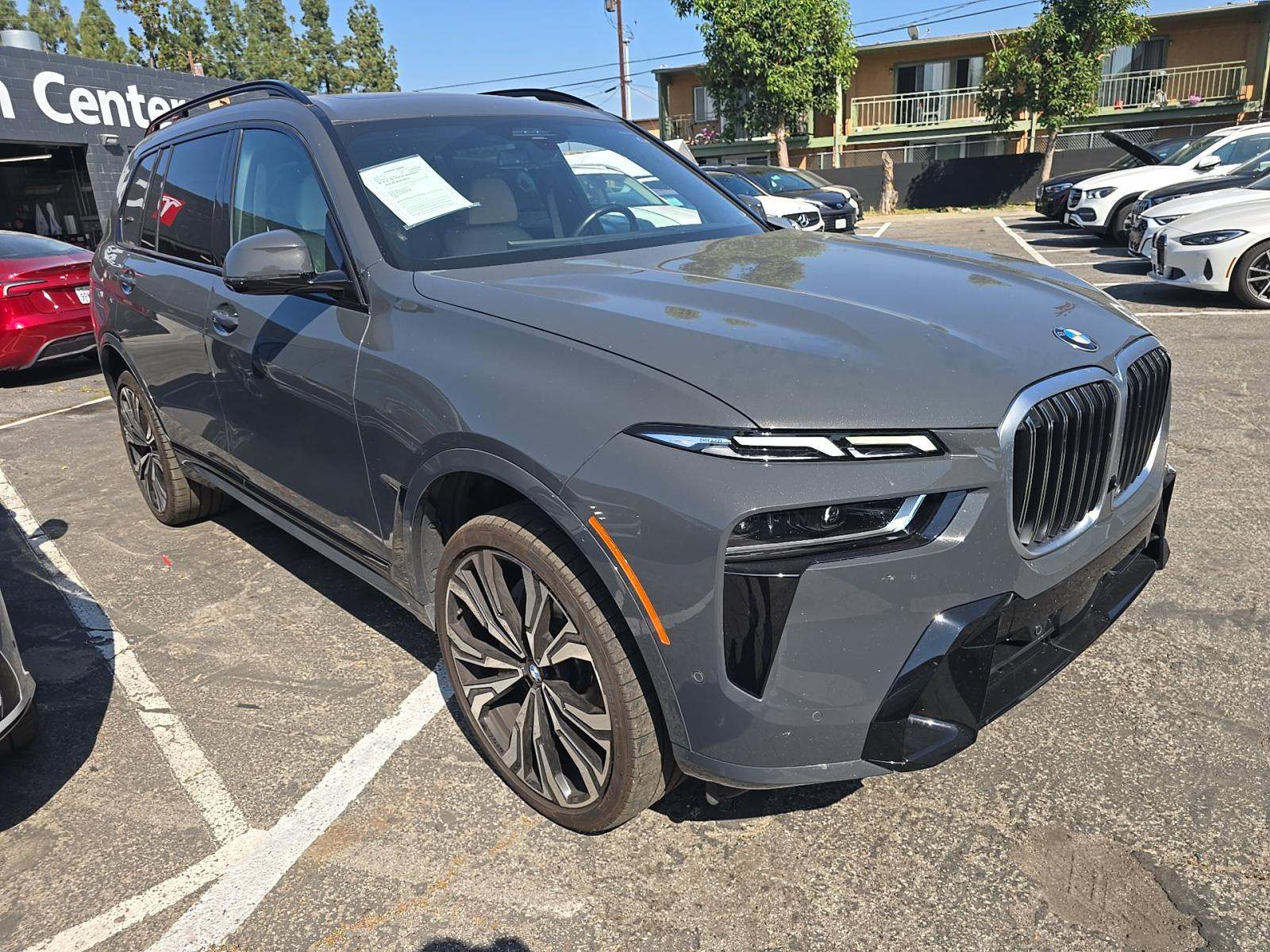 2023 BMW X7 xDrive40i AWD