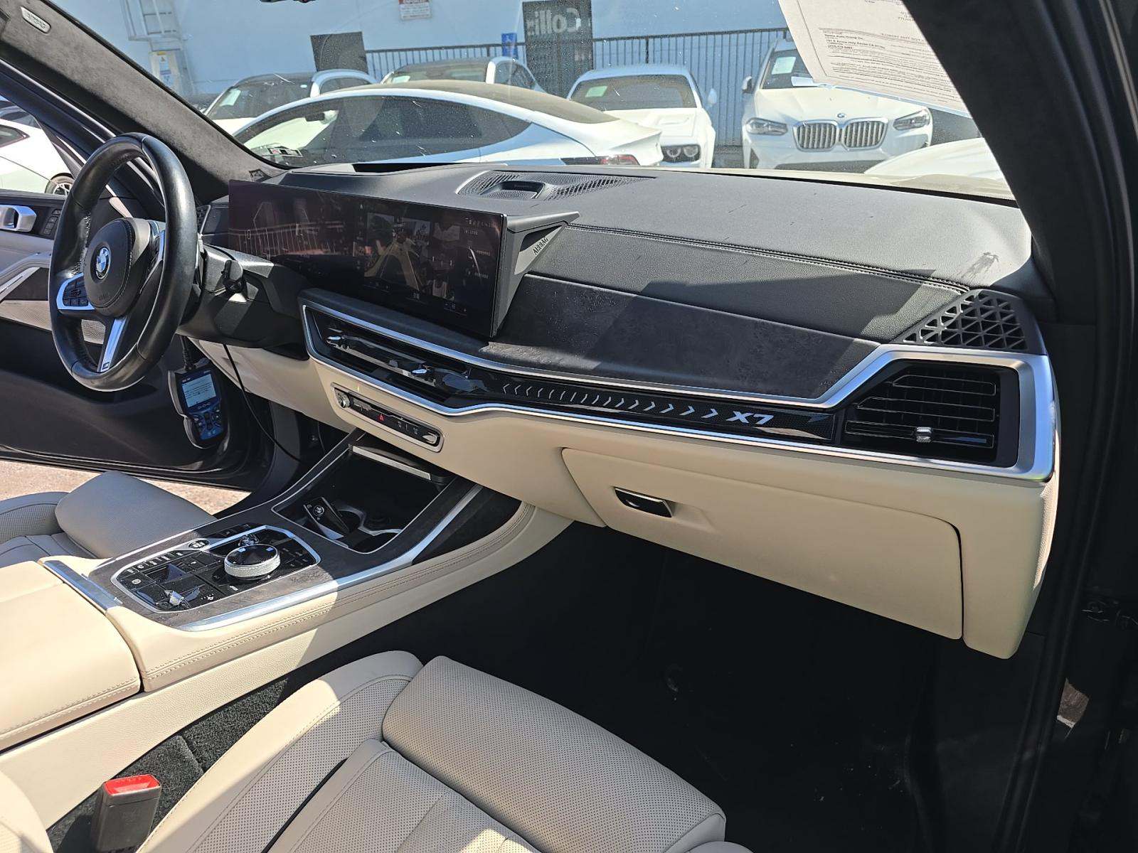 2023 BMW X7 xDrive40i AWD