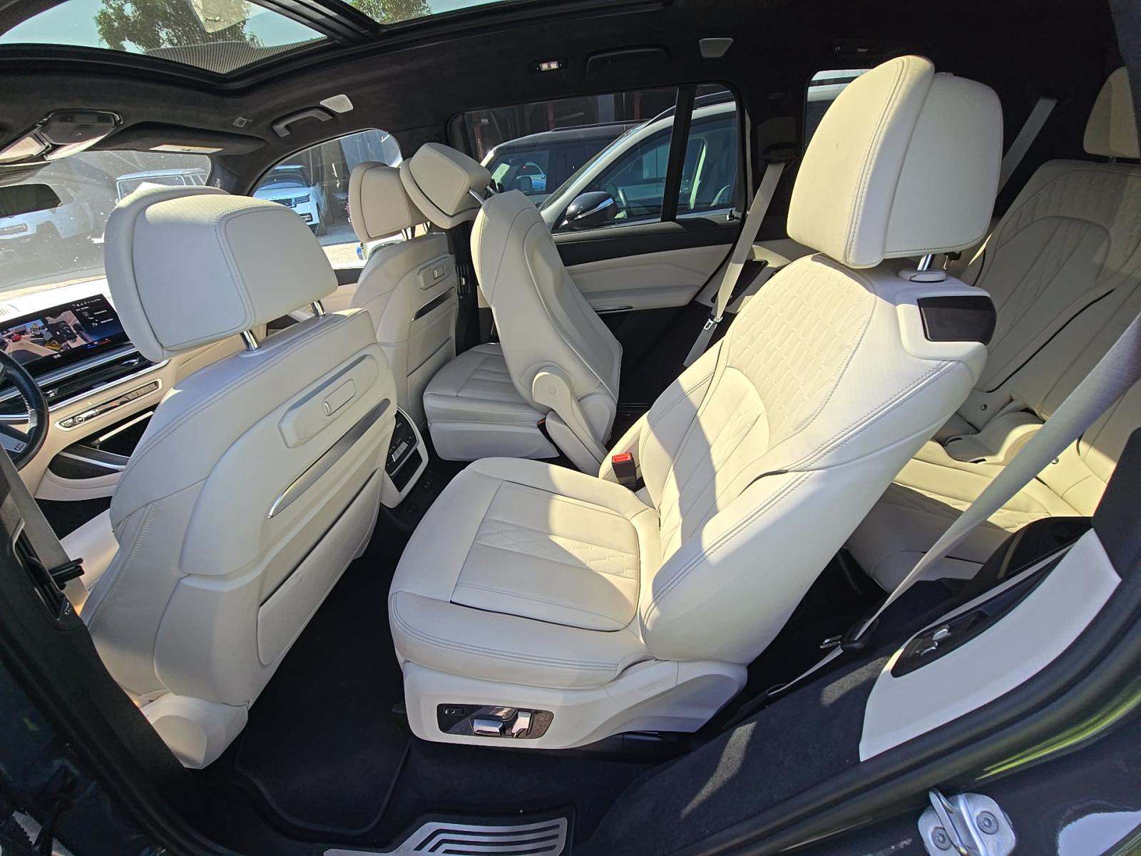 2023 BMW X7 xDrive40i AWD