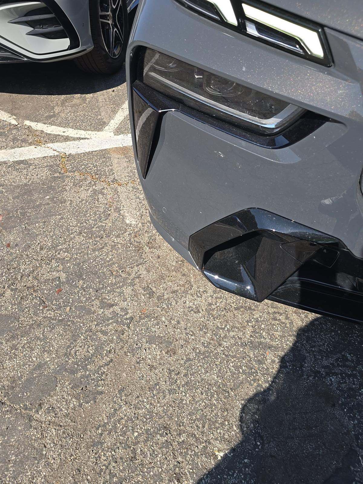 2023 BMW X7 xDrive40i AWD