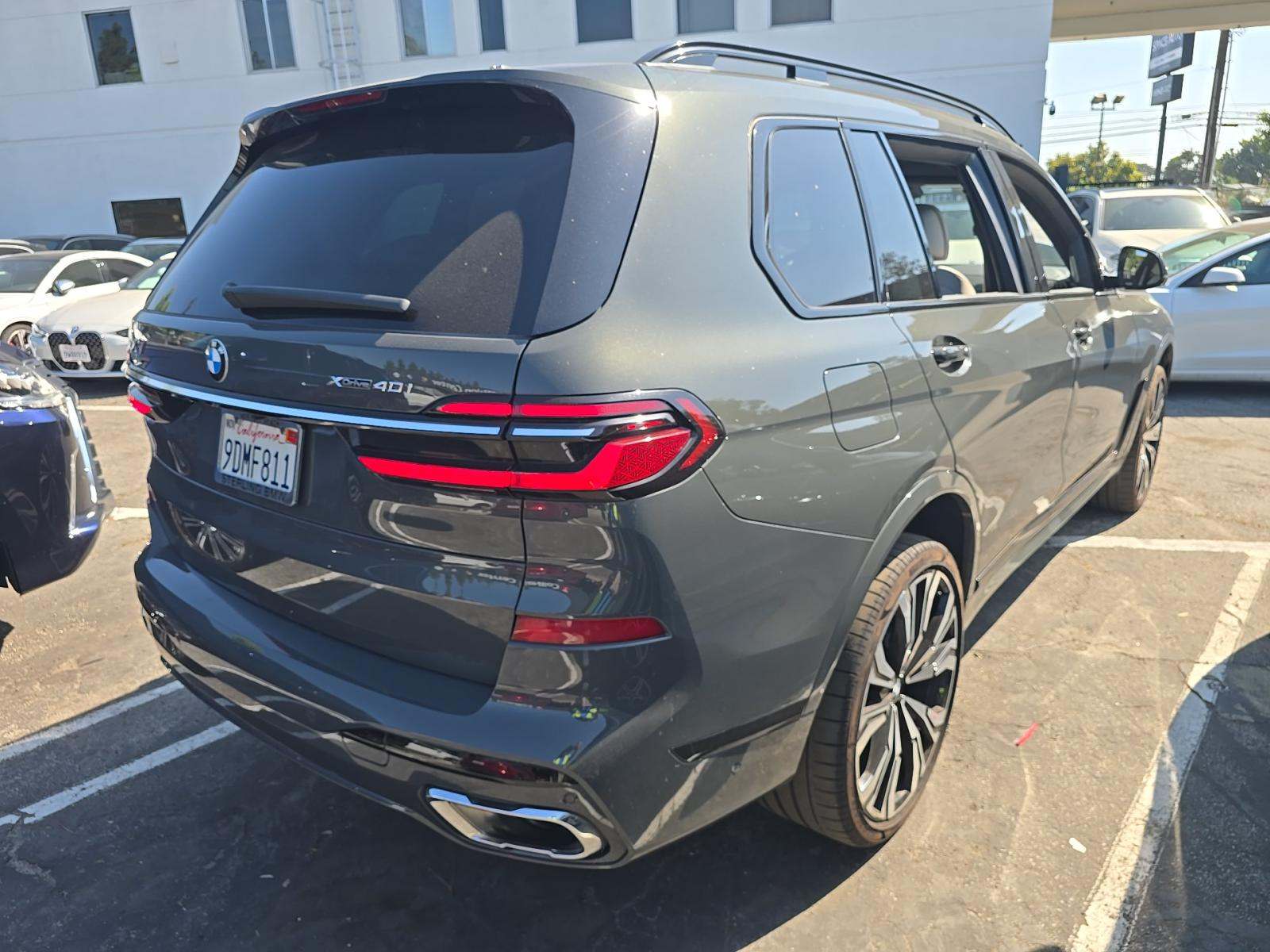 2023 BMW X7 xDrive40i AWD