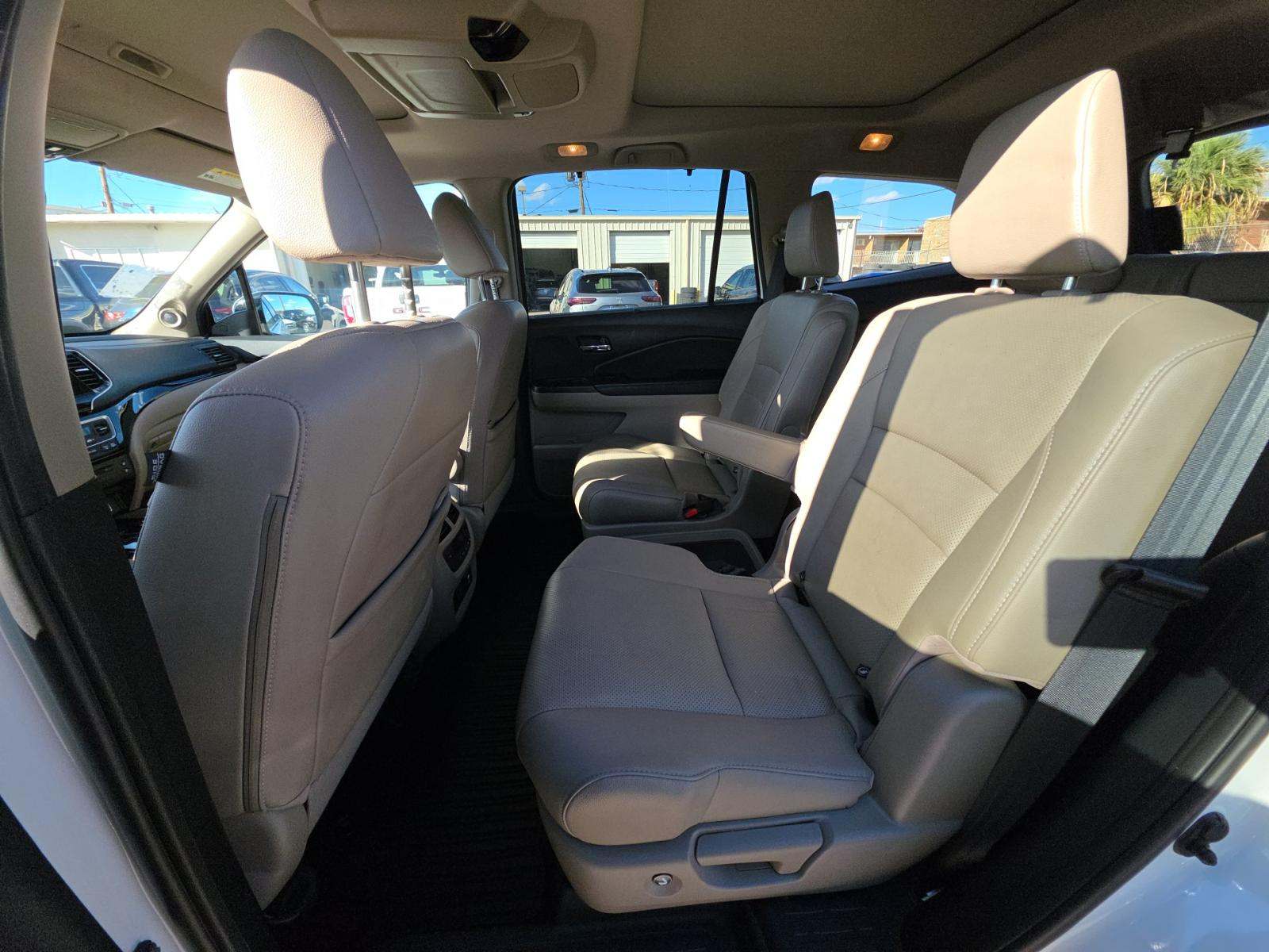 2020 Honda Pilot Elite AWD