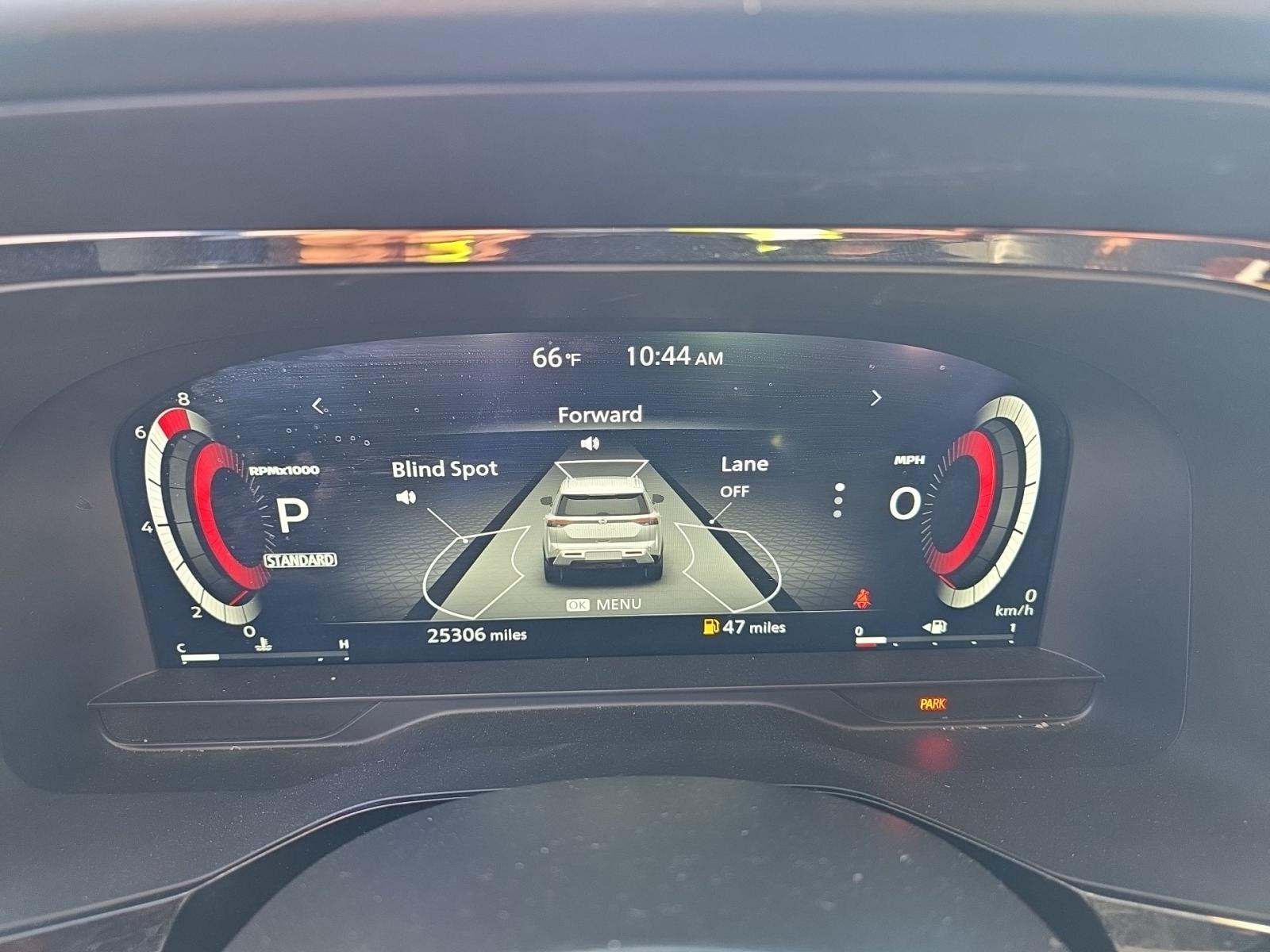 2024 Nissan Pathfinder Platinum FWD