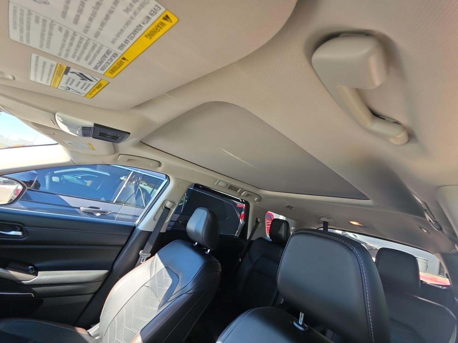 2024 Nissan Pathfinder Platinum FWD