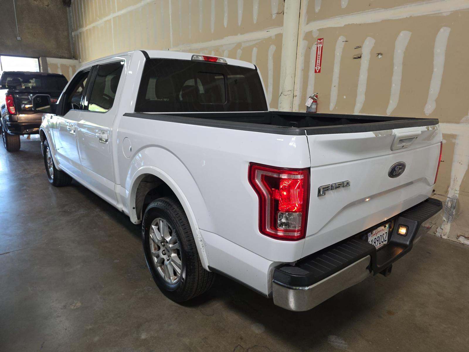 2017 Ford F-150 Lariat RWD