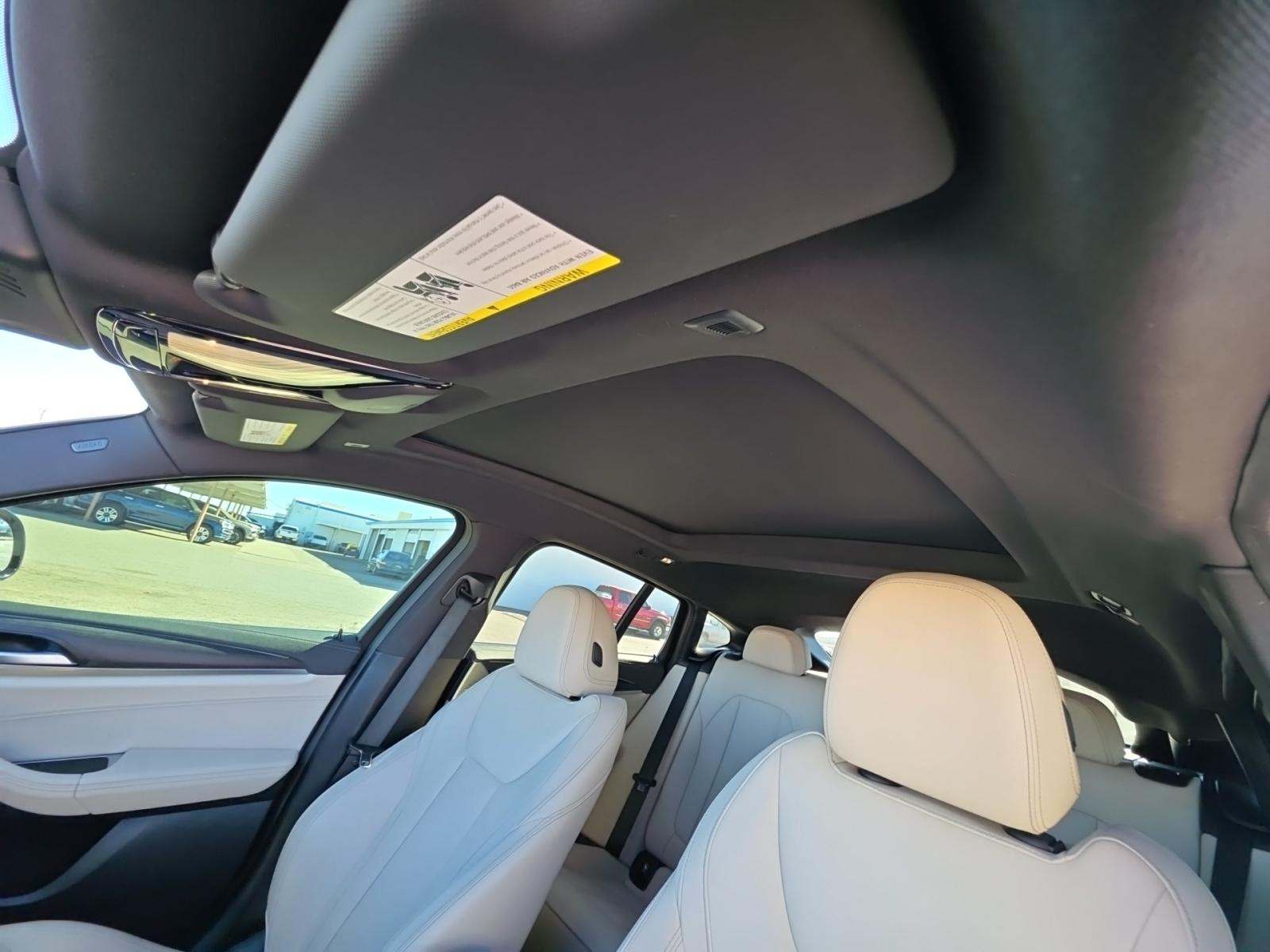 2023 BMW X4 M40i AWD