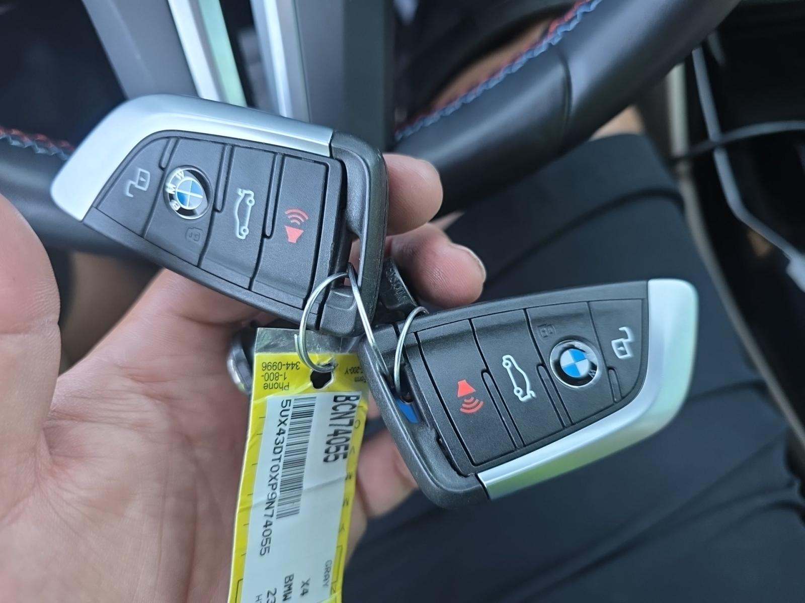 2023 BMW X4 M40i AWD