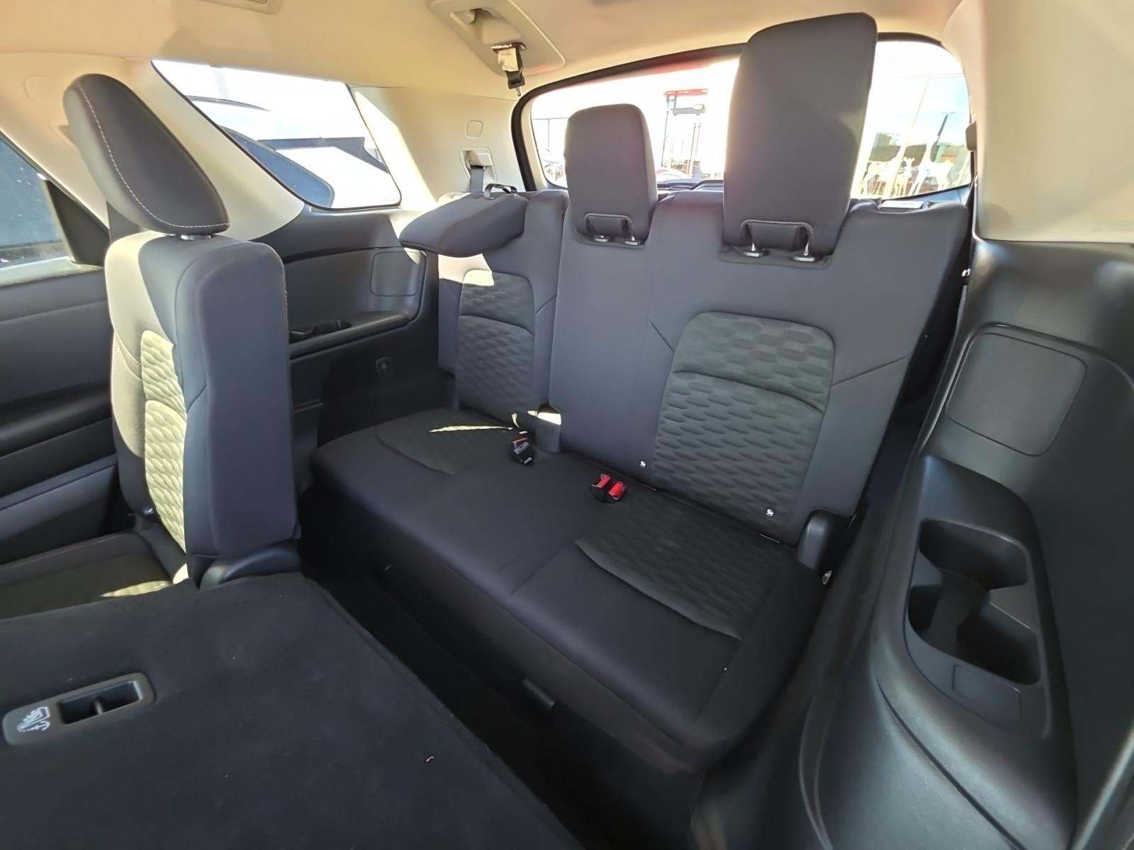 2025 Nissan Pathfinder SV AWD