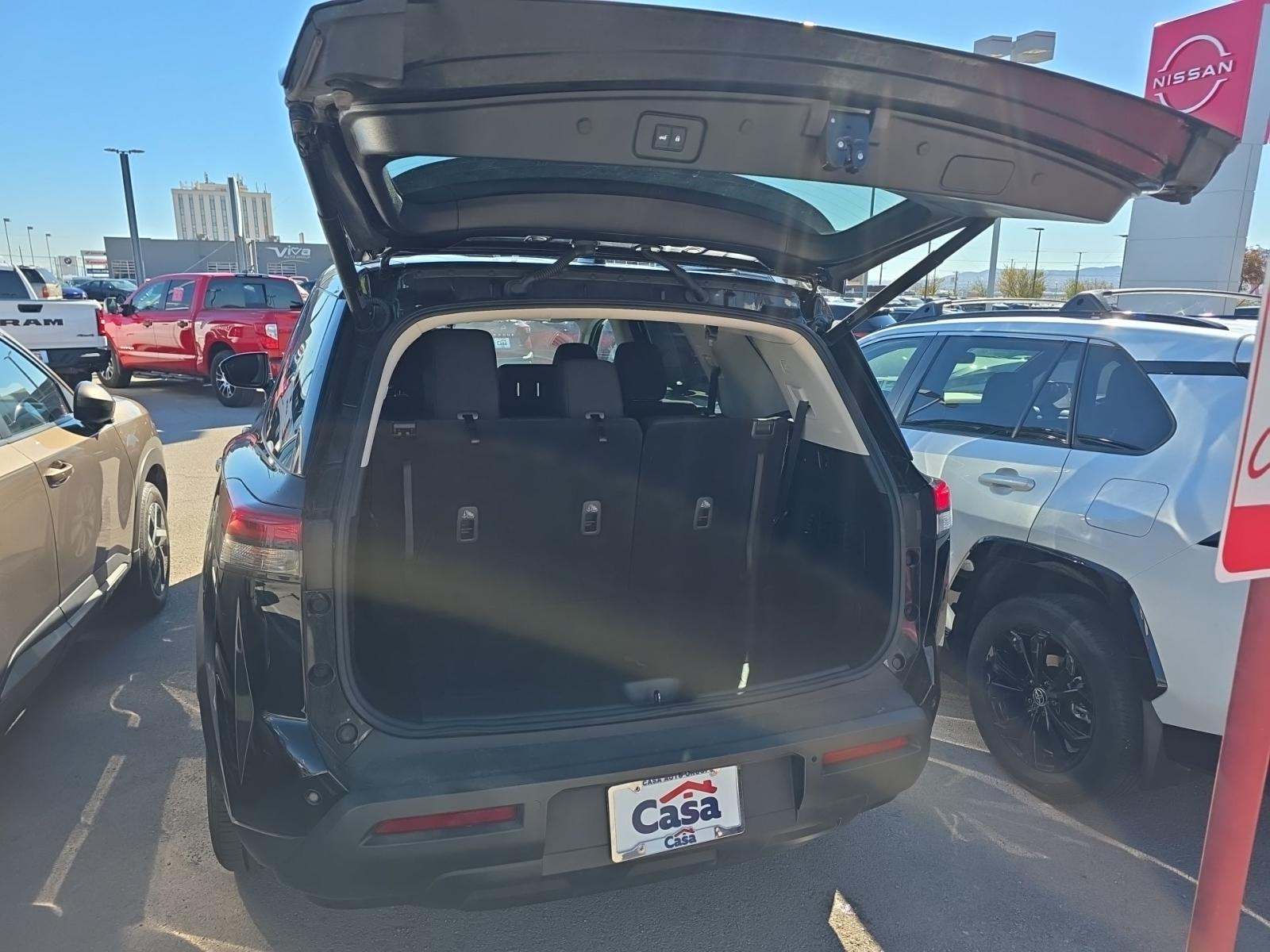 2025 Nissan Pathfinder SV AWD