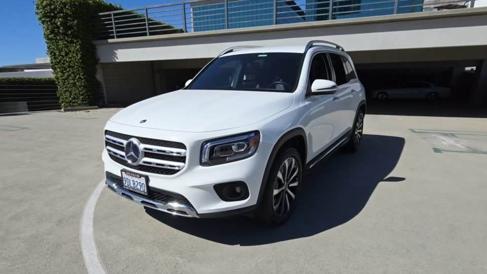 2023 Mercedes-Benz GLB 250