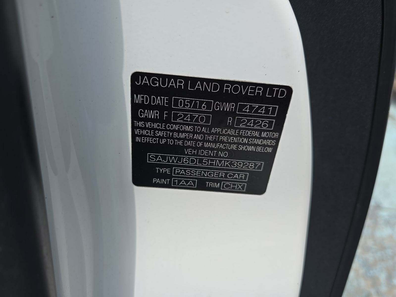 2017 Jaguar F-TYPE R AWD