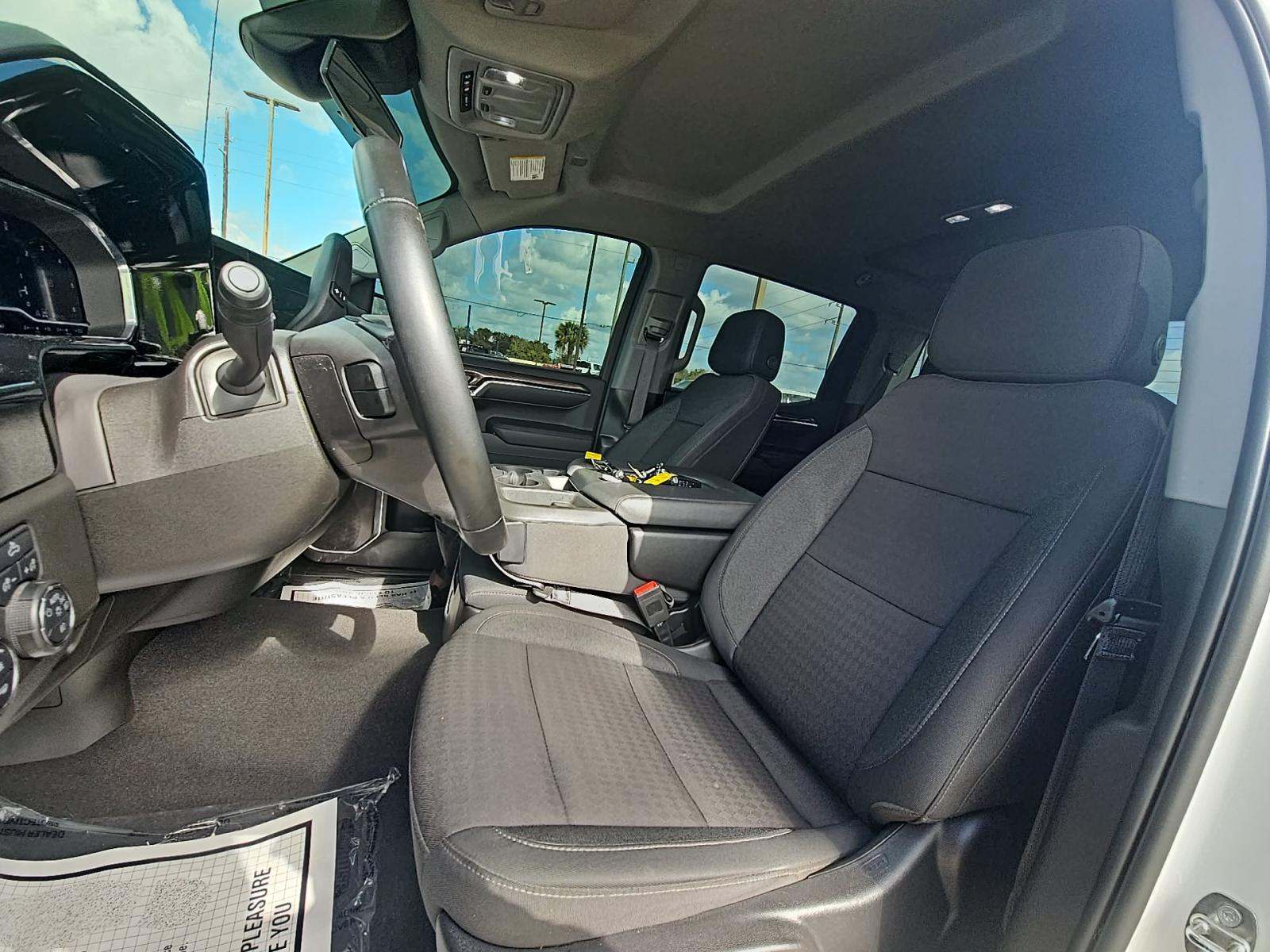 2024 Chevrolet Silverado 1500 RST AWD