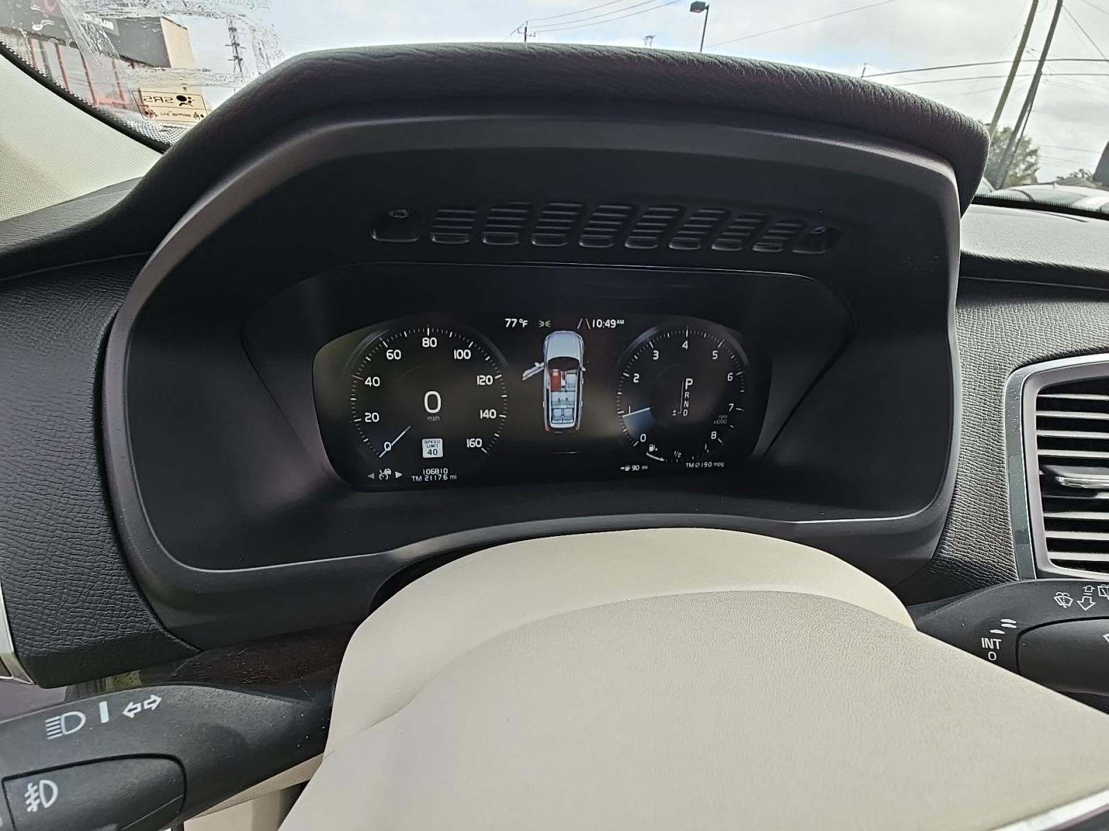 2019 Volvo XC90 T6 Momentum AWD