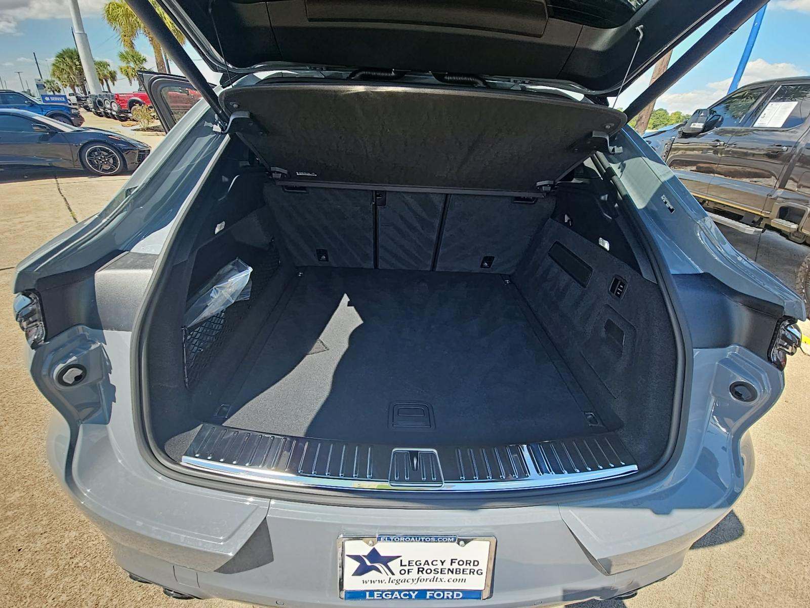 2025 Porsche Cayenne GTS AWD