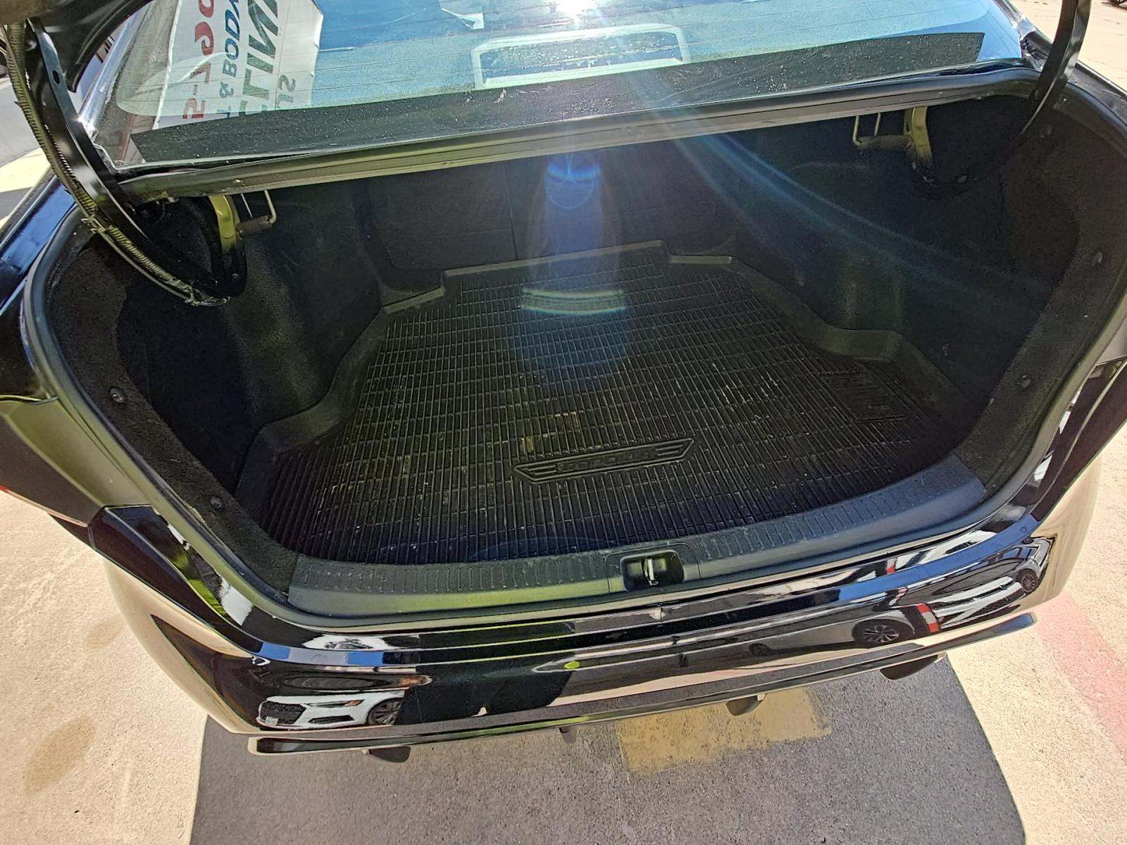 2023 Toyota Corolla SE FWD