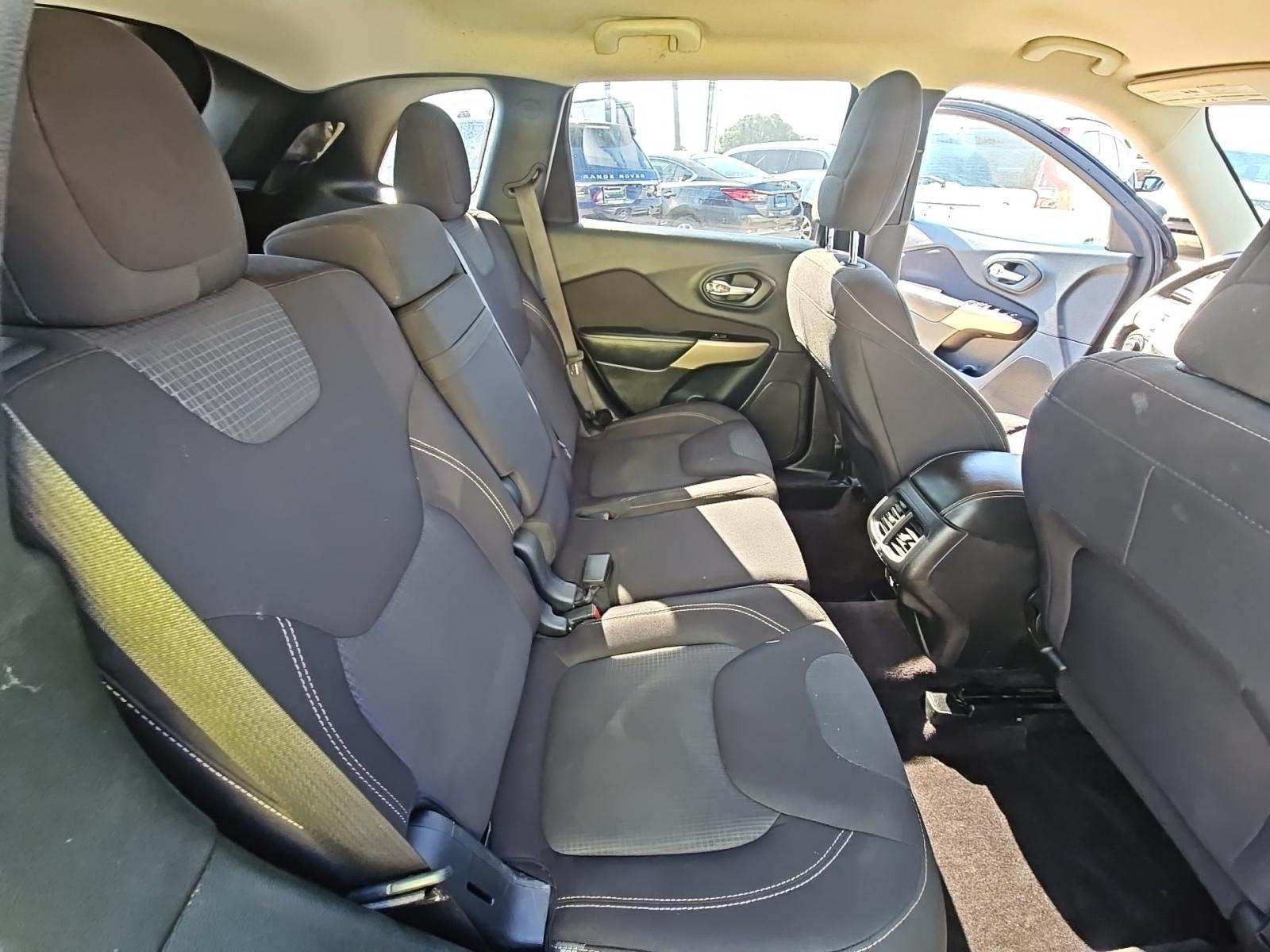 2017 Jeep Cherokee Latitude FWD