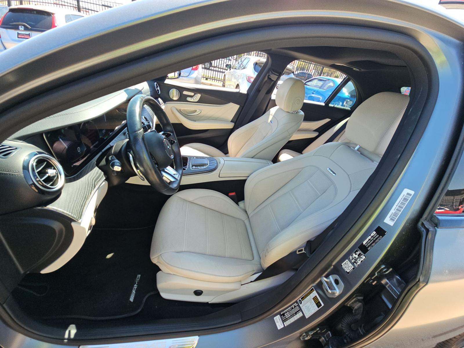 MERCEDES-BENZ E-CLASS - 2