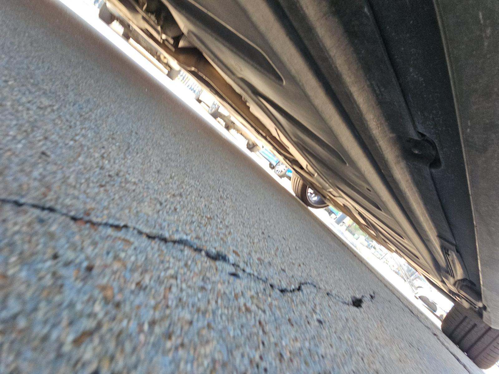 MERCEDES-BENZ E-CLASS - 3