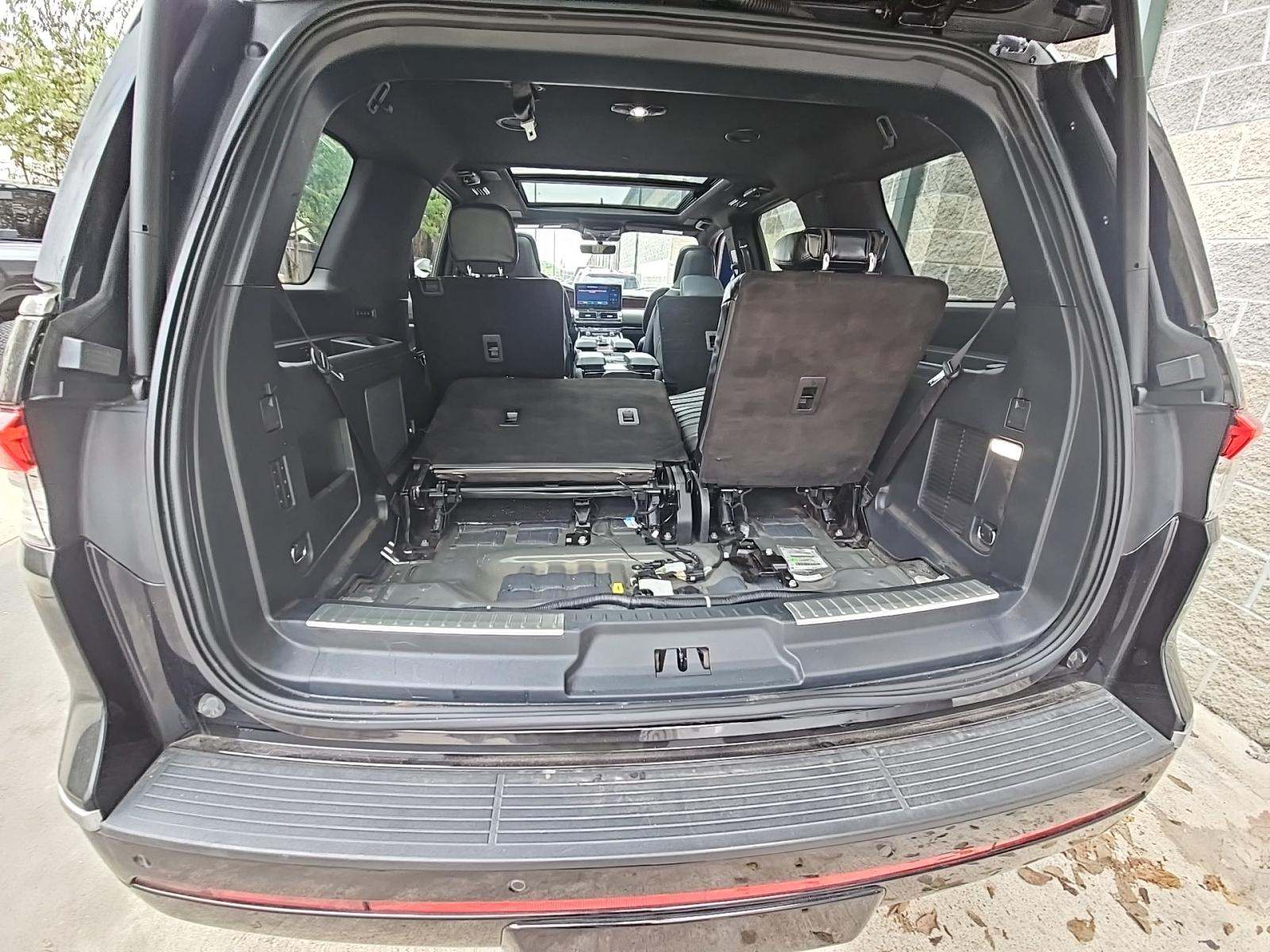 2023 Lincoln Navigator Reserve AWD