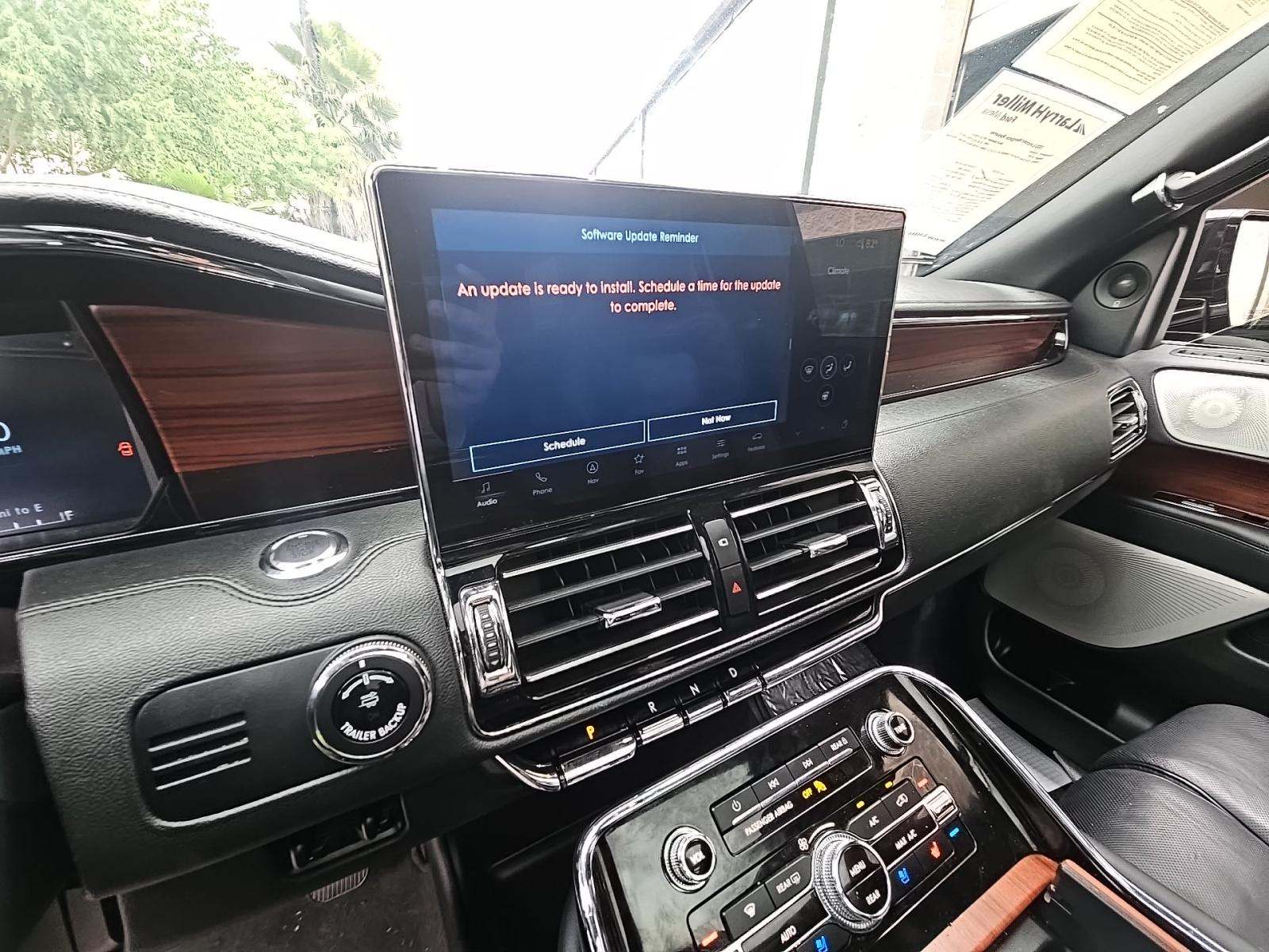 2023 Lincoln Navigator Reserve AWD