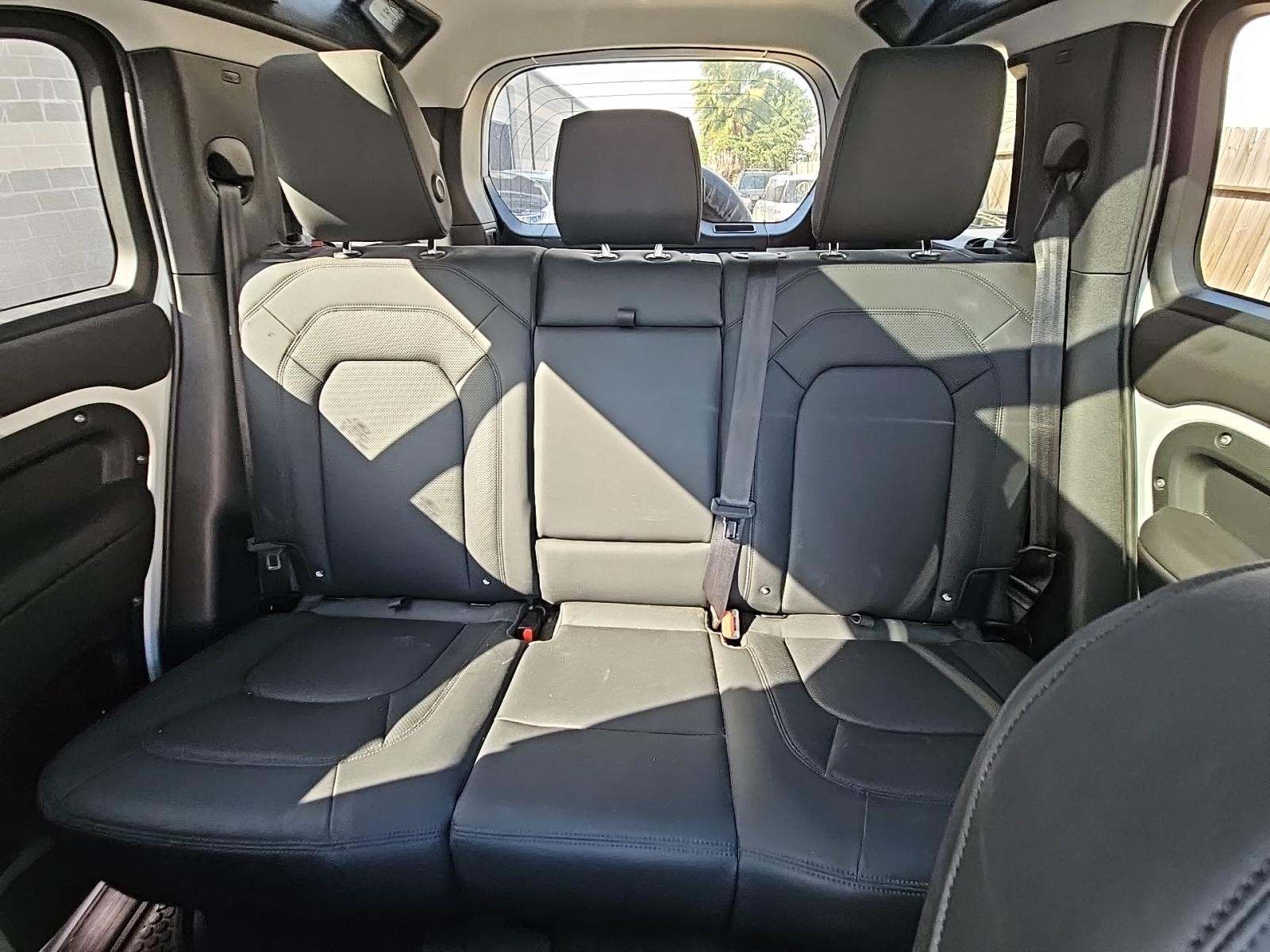 2025 Land Rover Defender 110 S AWD