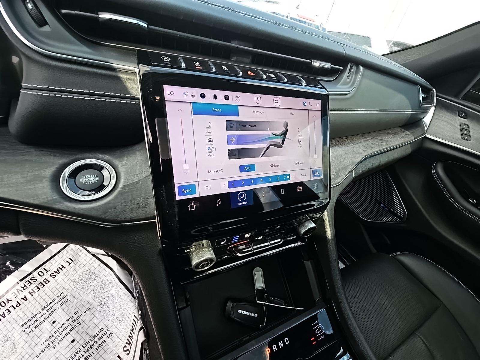 2023 Jeep Grand Cherokee Overland AWD