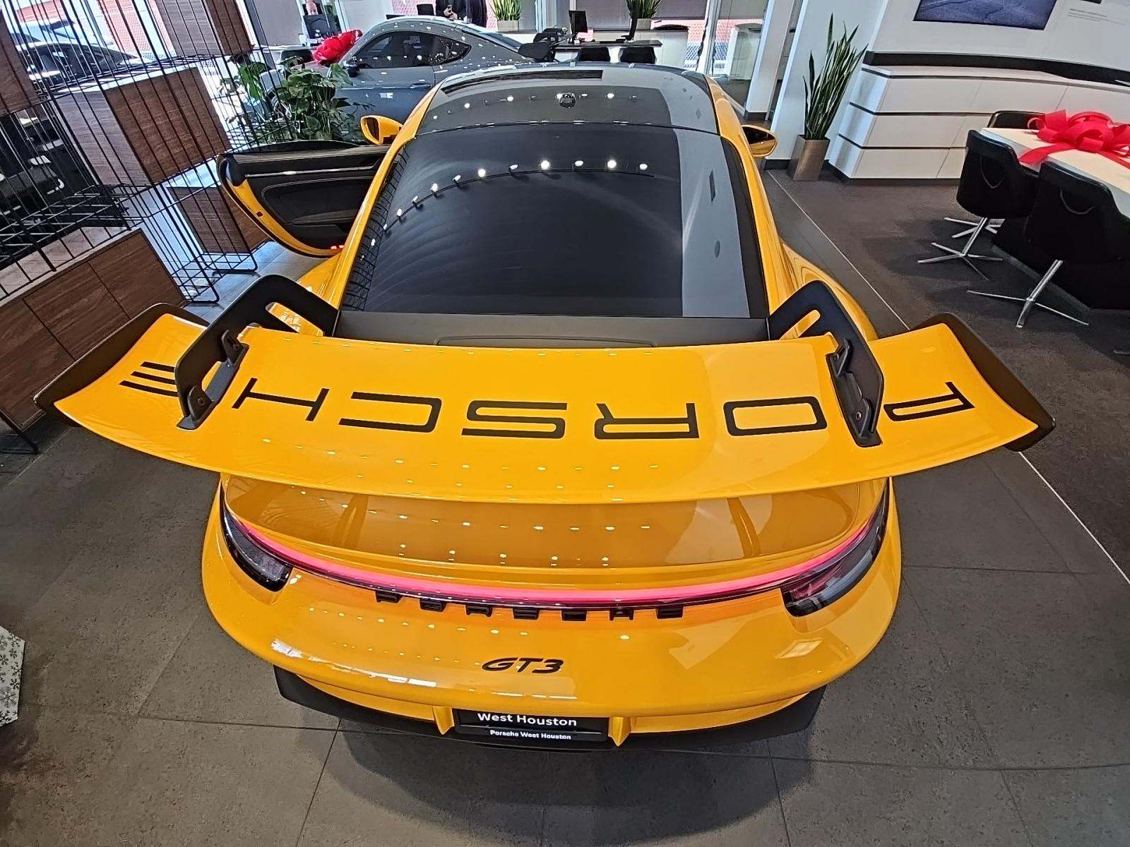2022 Porsche 911 GT3 RWD