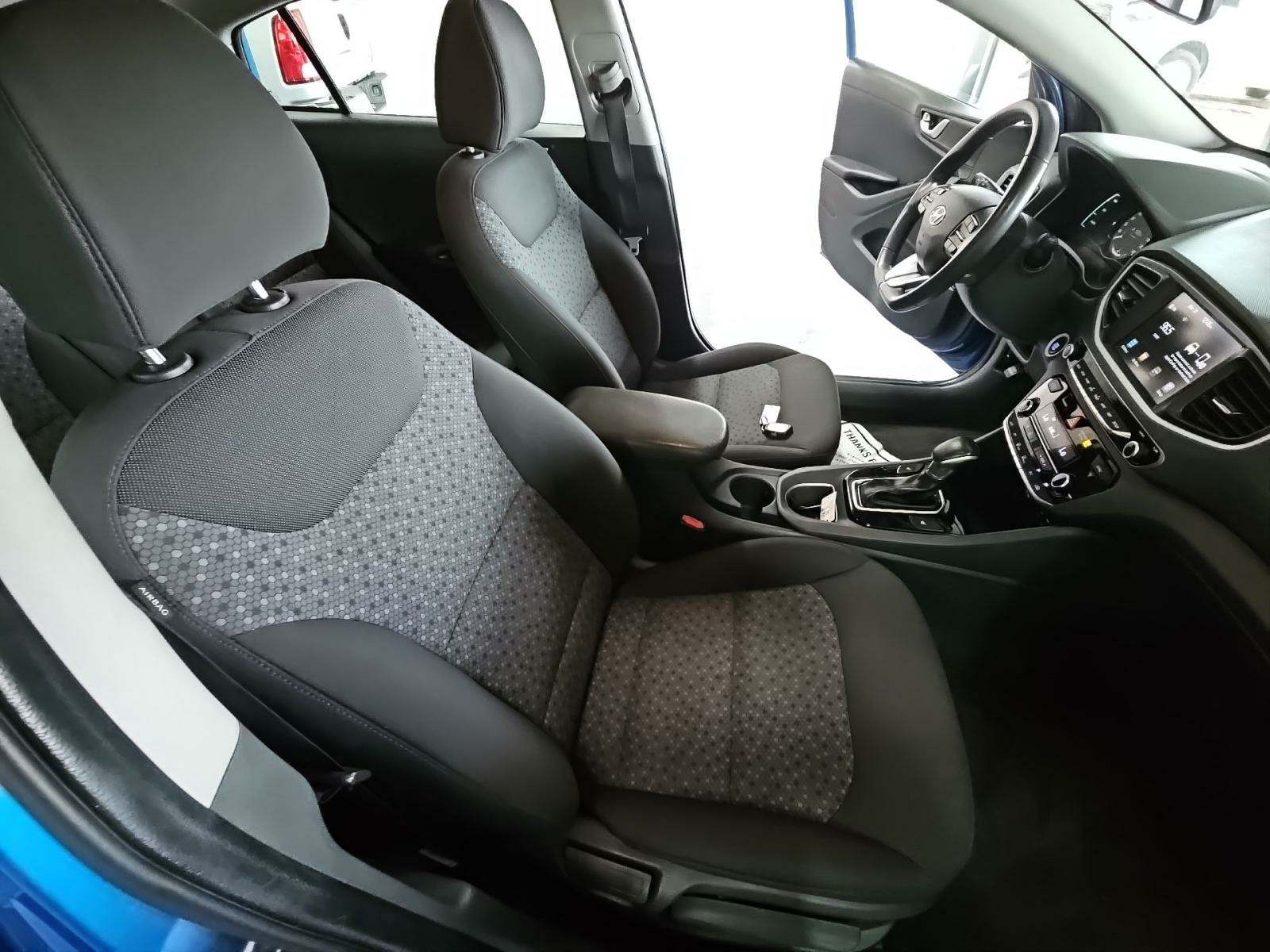 2017 Hyundai Ioniq Hybrid SEL FWD