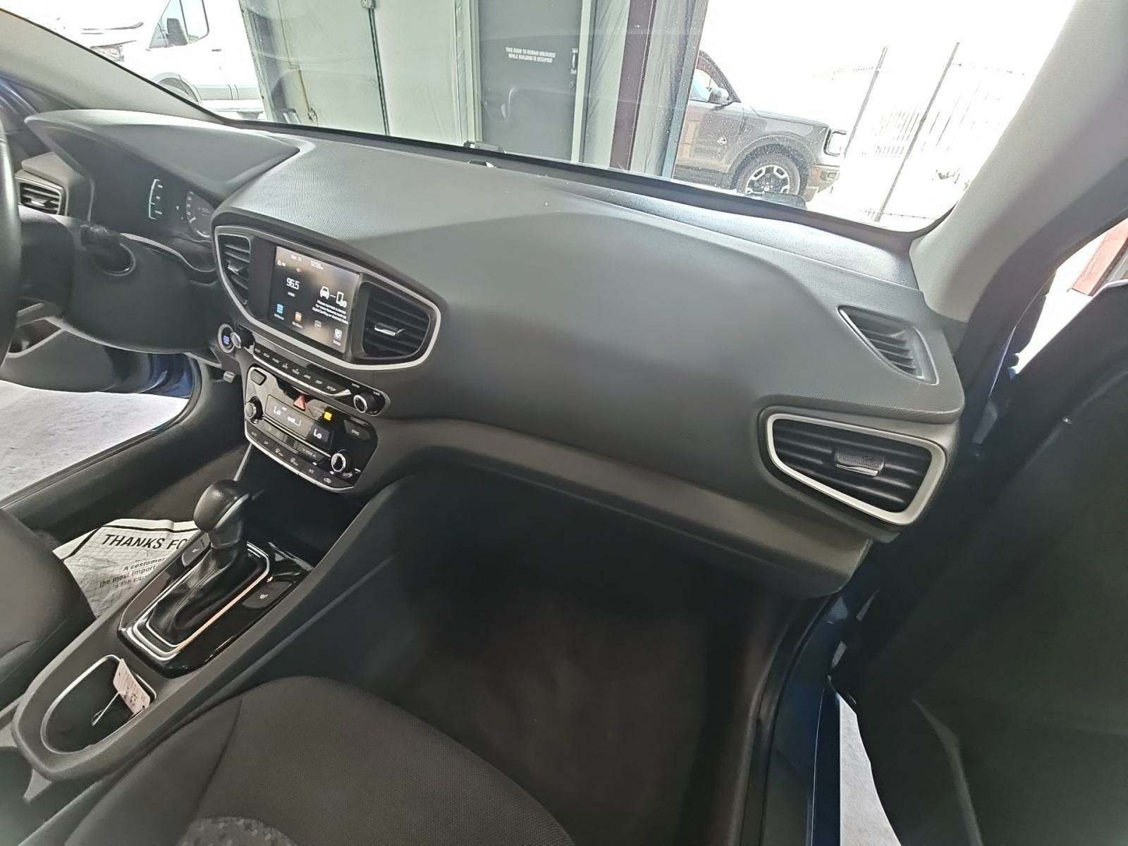 2017 Hyundai Ioniq Hybrid SEL FWD