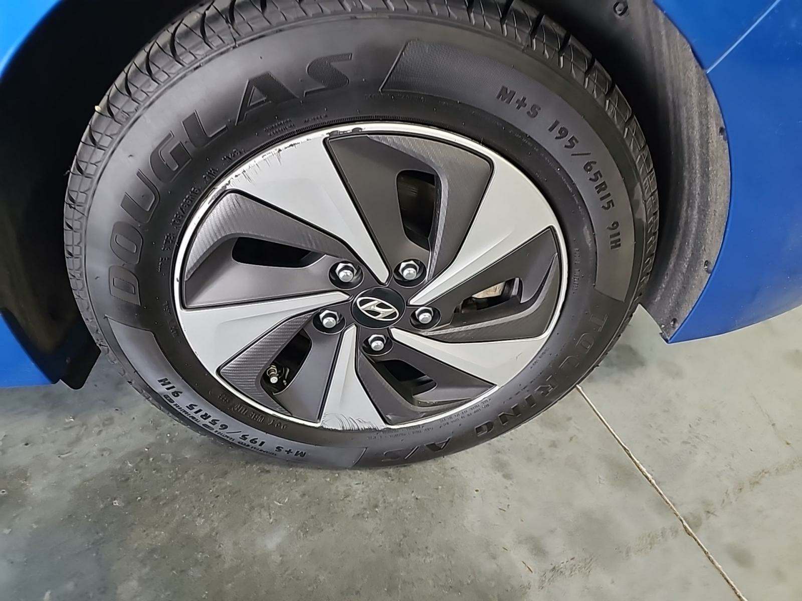 2017 Hyundai Ioniq Hybrid SEL FWD