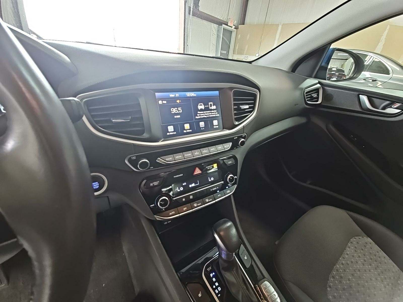 2017 Hyundai Ioniq Hybrid SEL FWD