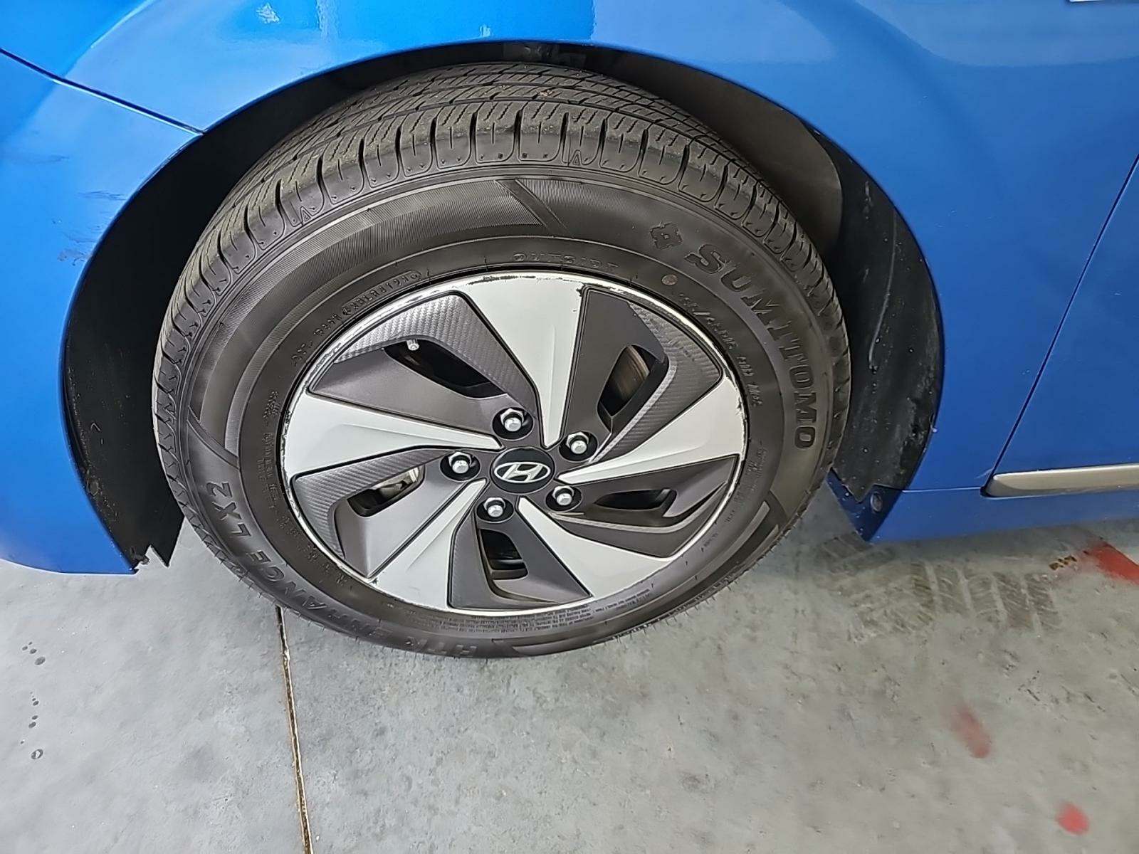 2017 Hyundai Ioniq Hybrid SEL FWD