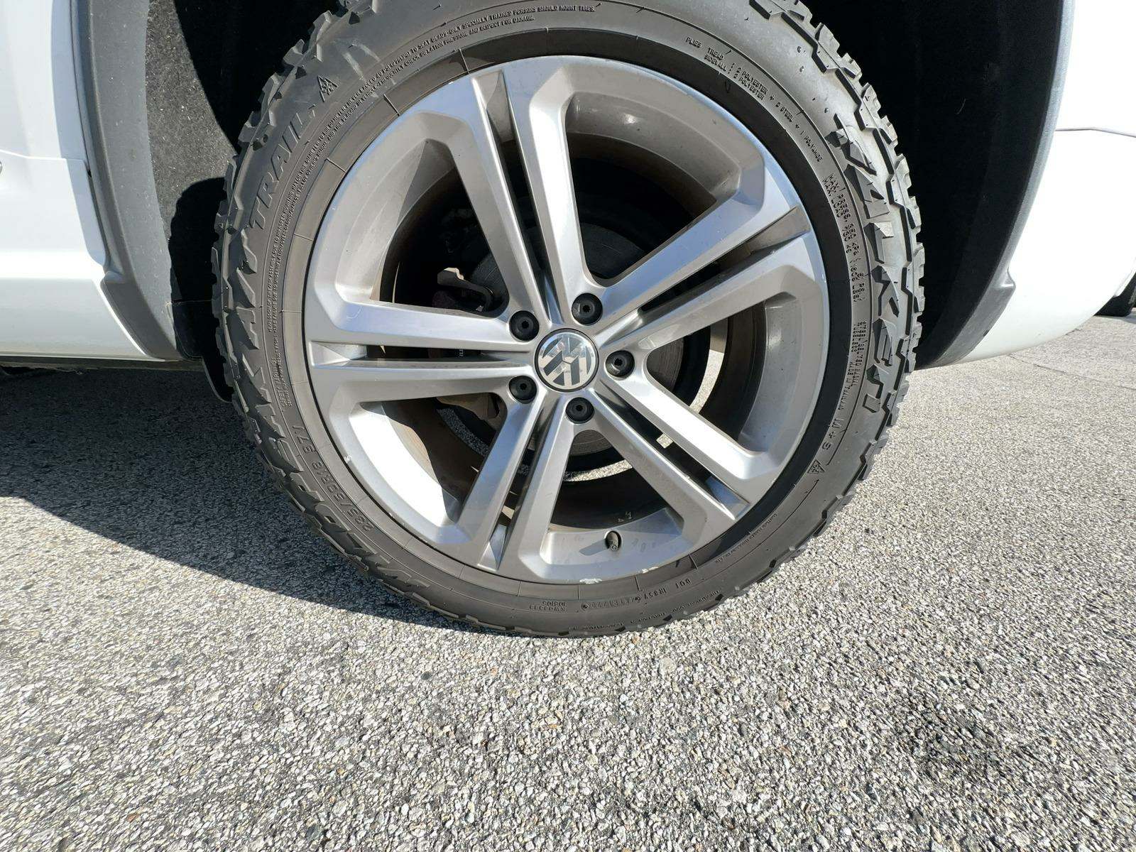 2017 Volkswagen Tiguan Sport AWD