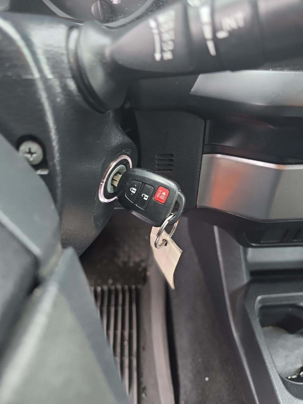 2022 Toyota Tacoma SR RWD