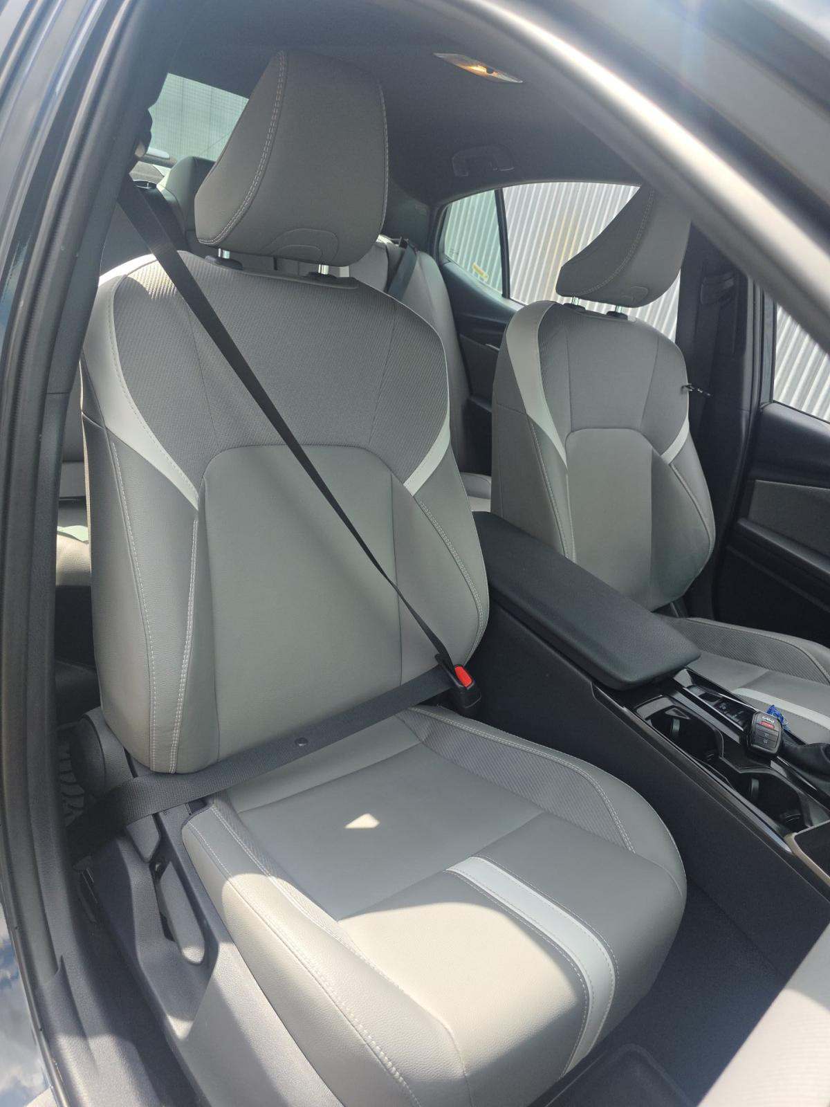 2025 Toyota Camry SE FWD