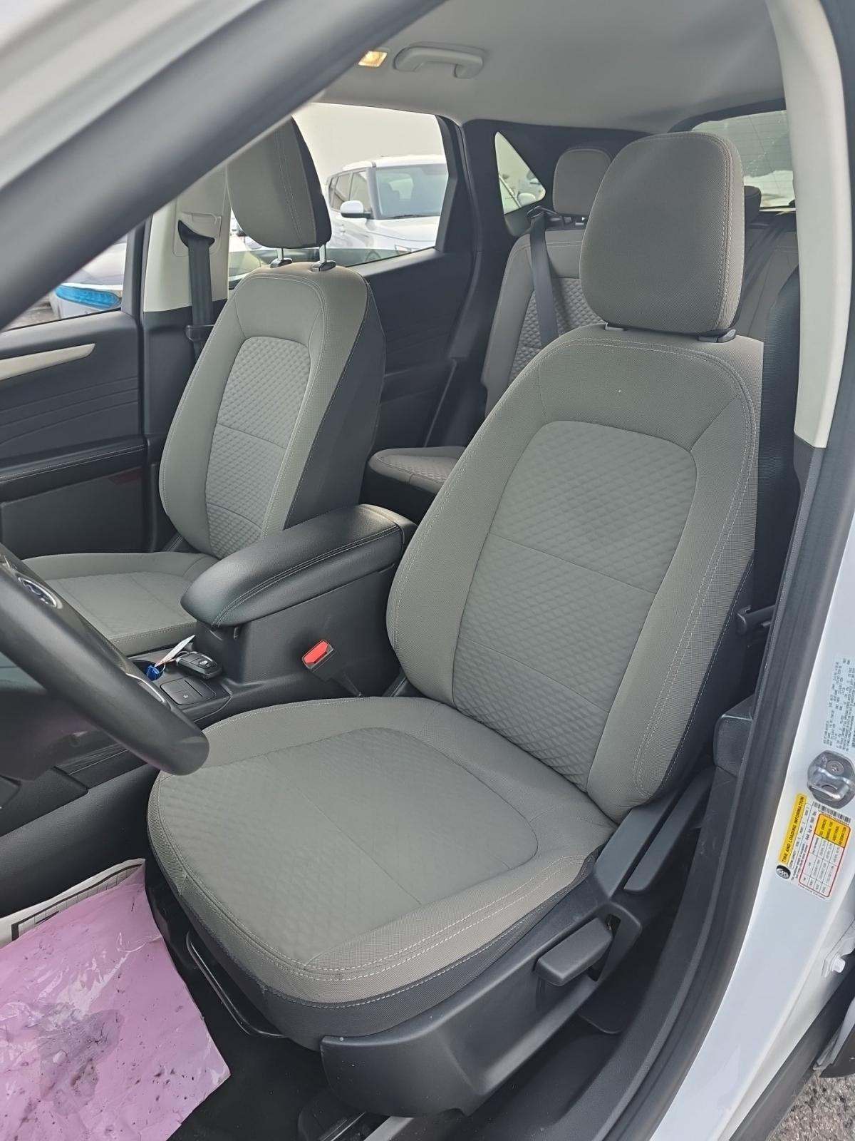 2022 Ford Escape Hybrid SE AWD