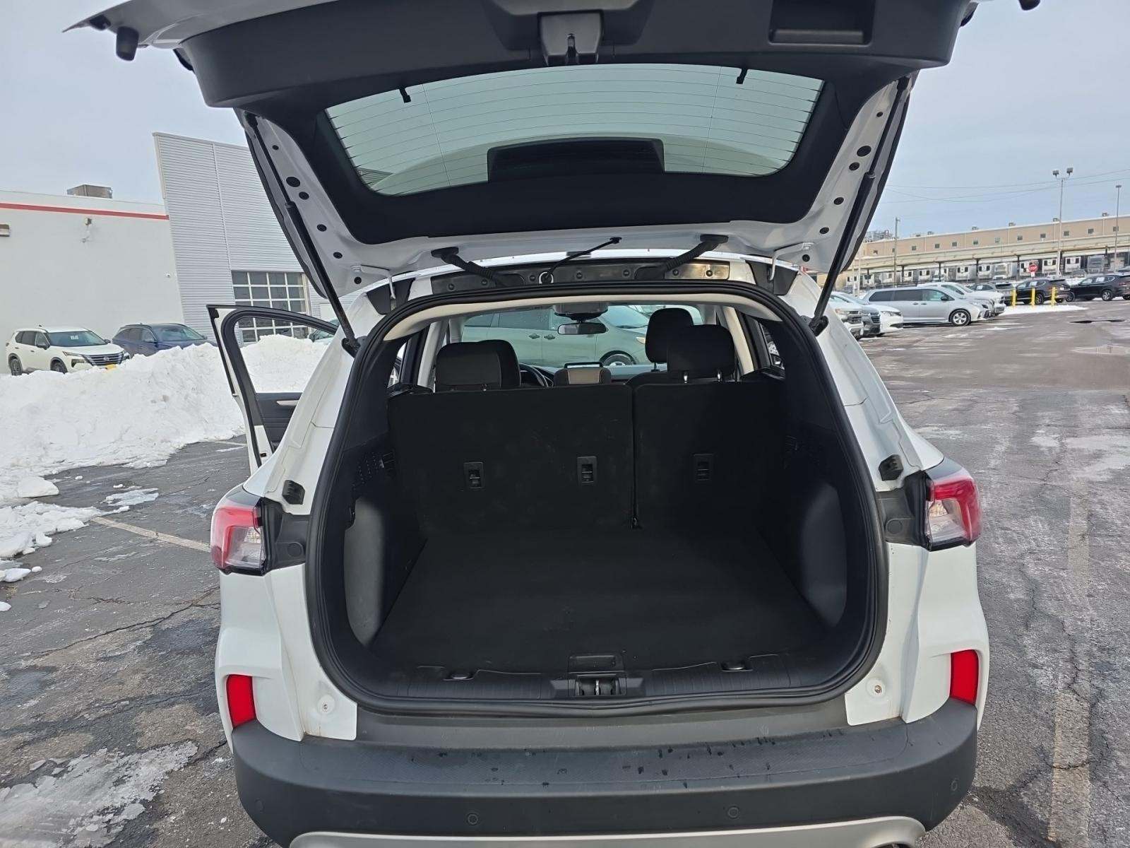 2022 Ford Escape Hybrid SE AWD