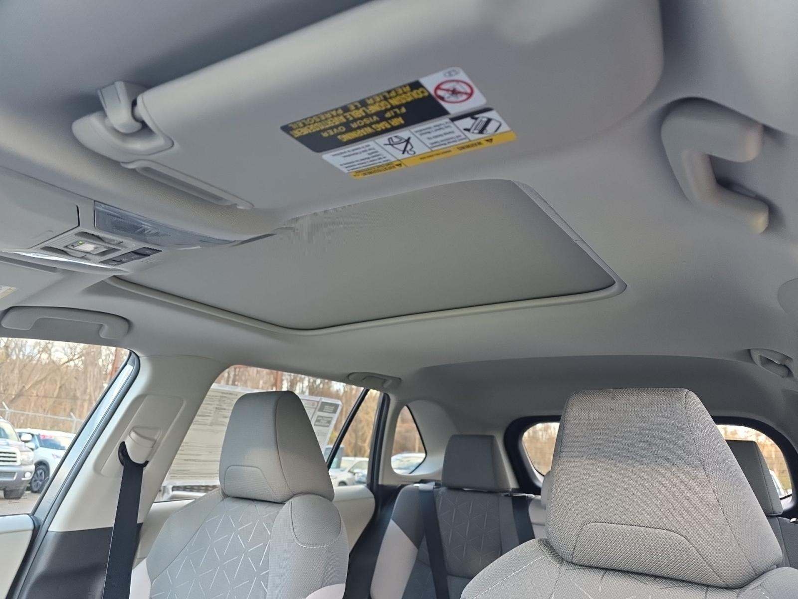 2022 Toyota RAV4 Hybrid XLE AWD