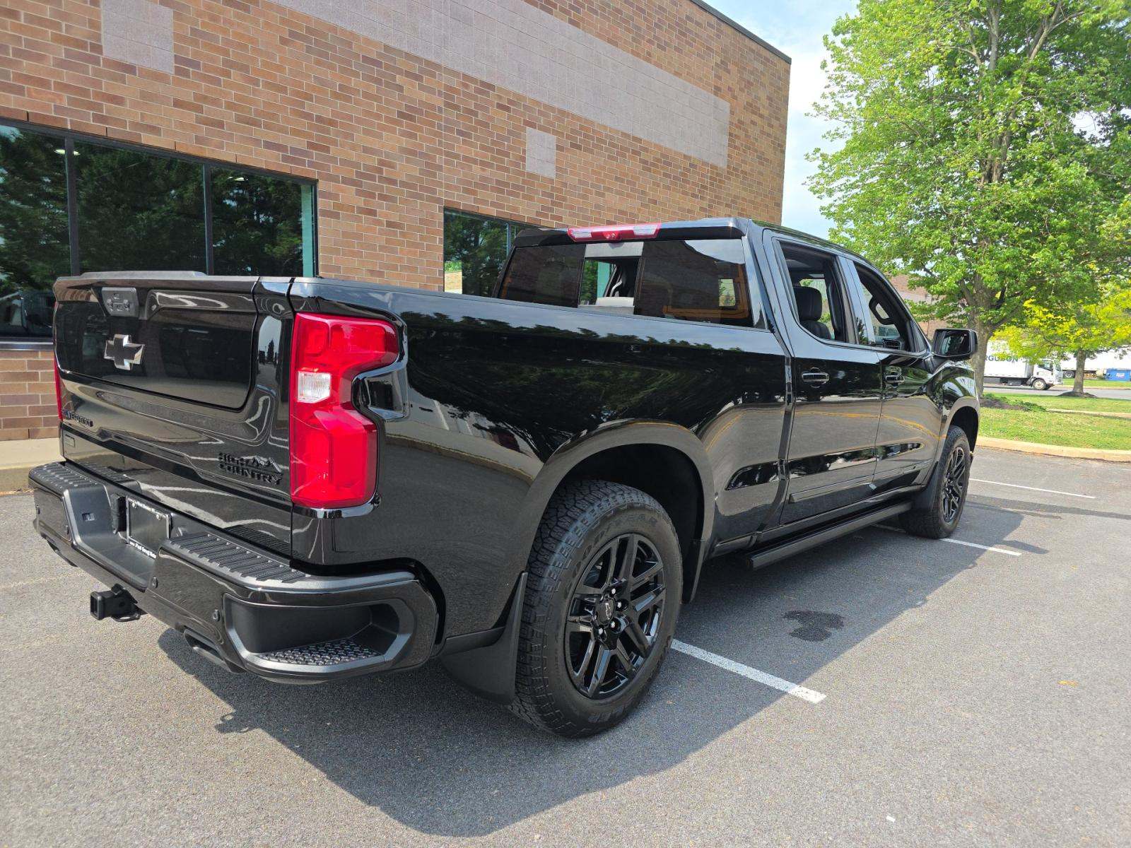 2024 Chevrolet Silverado 1500 High Country AWD