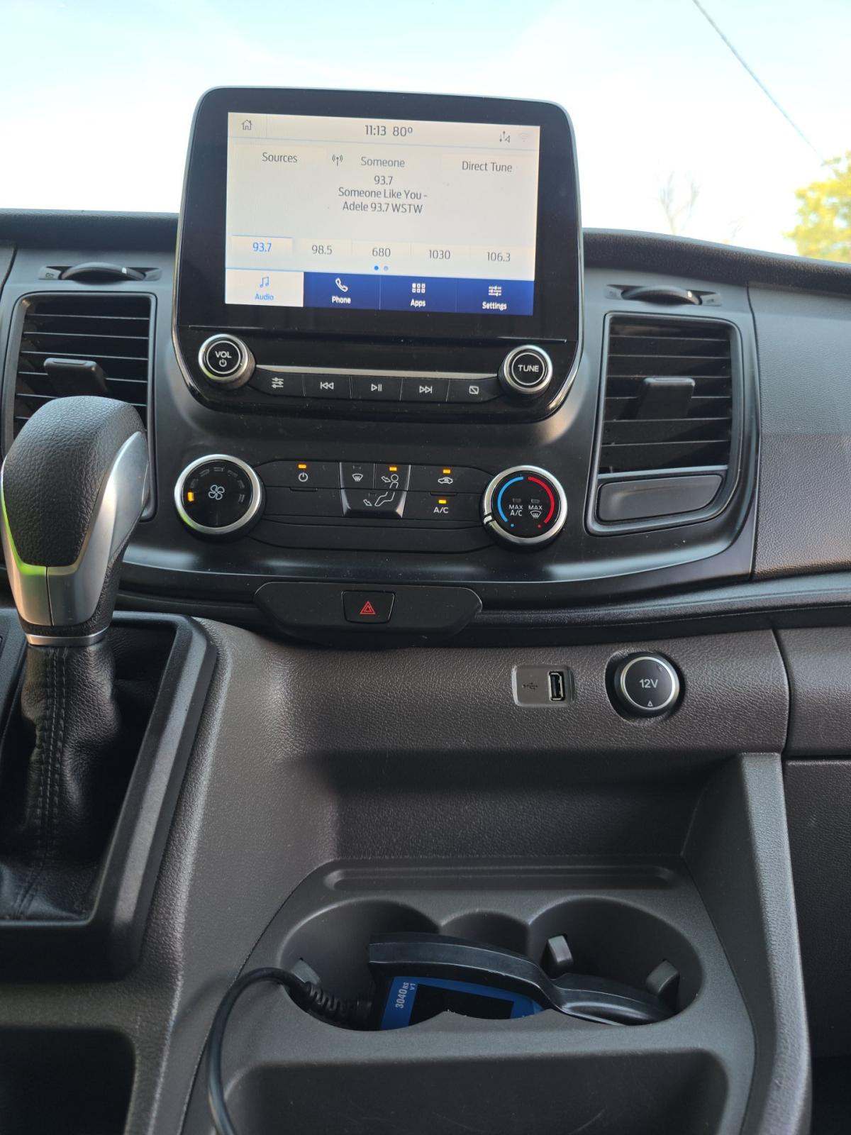 FORD TRANSIT 150 - 10