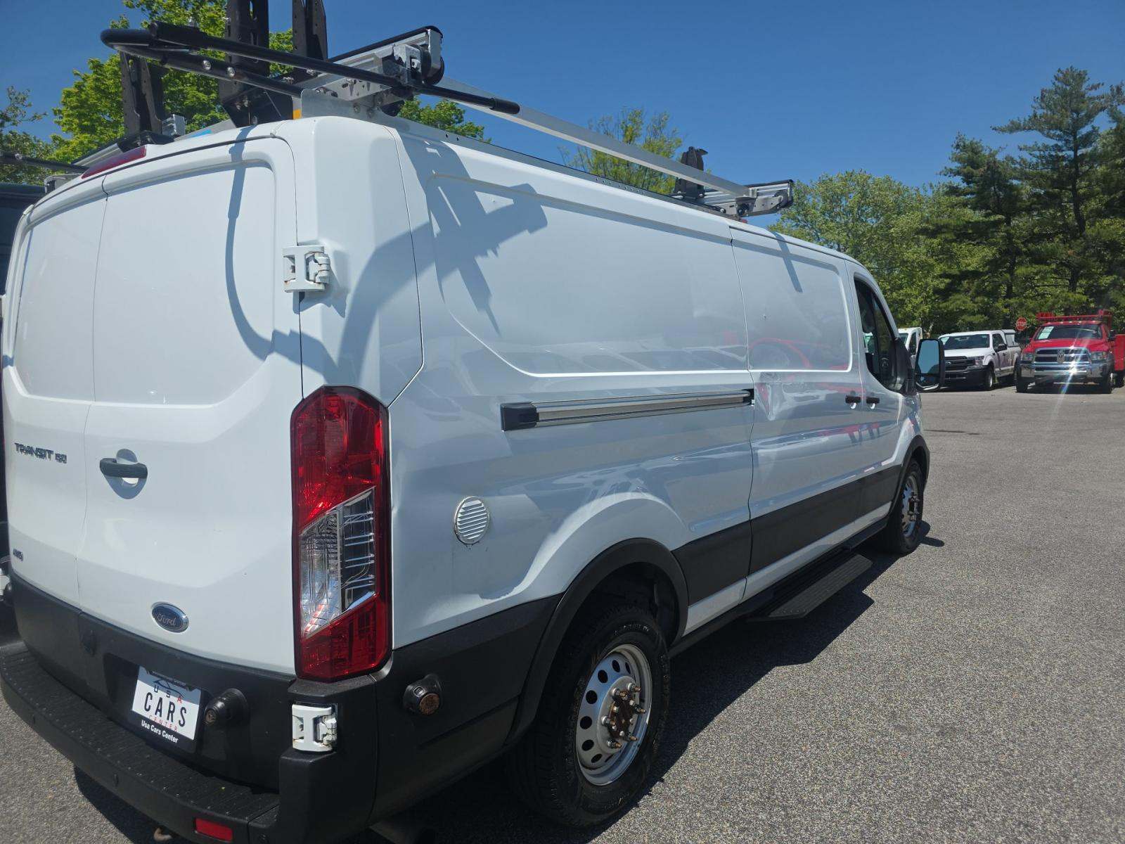 FORD TRANSIT 150 - 3