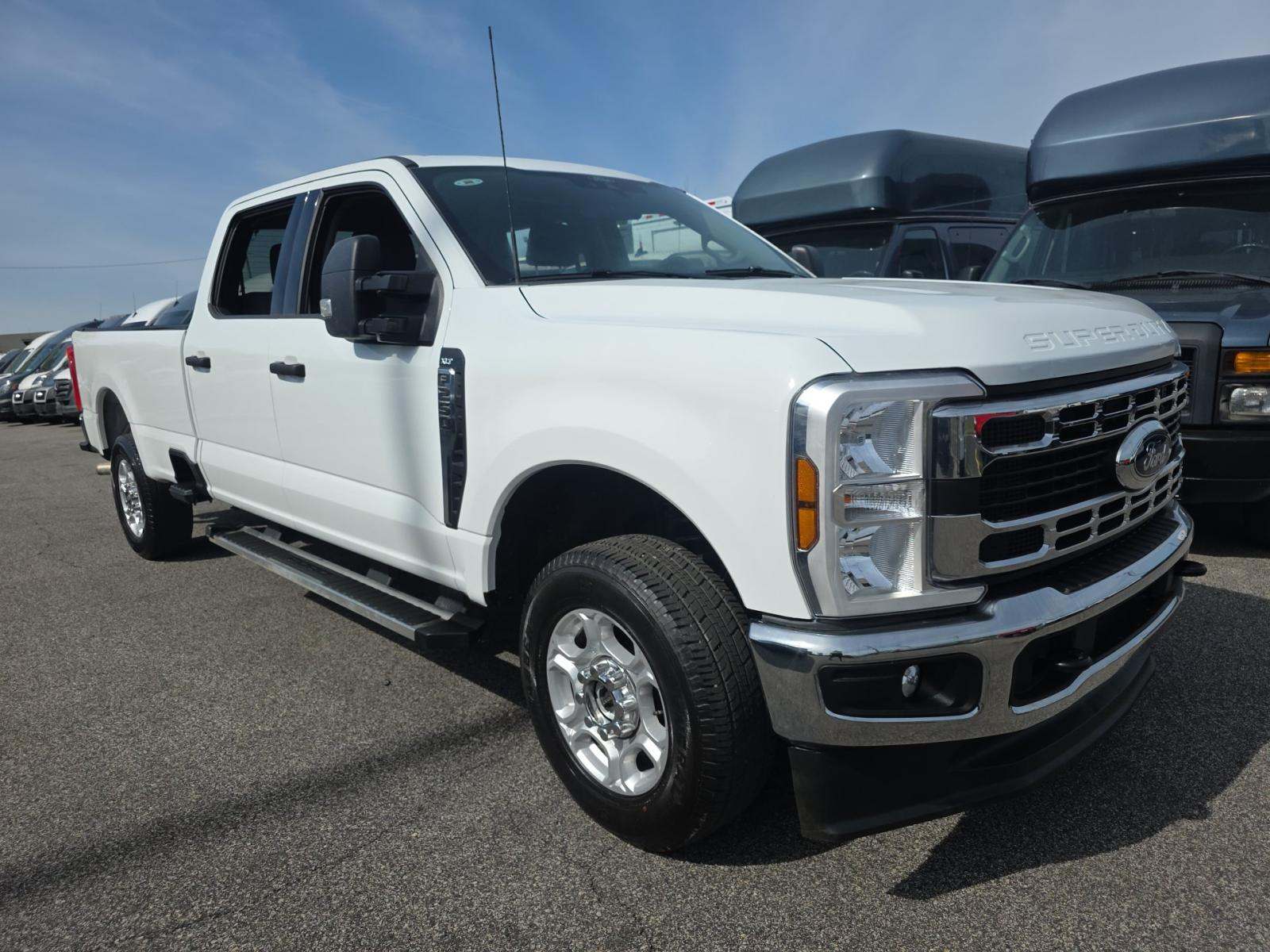 FORD F-250 - 4