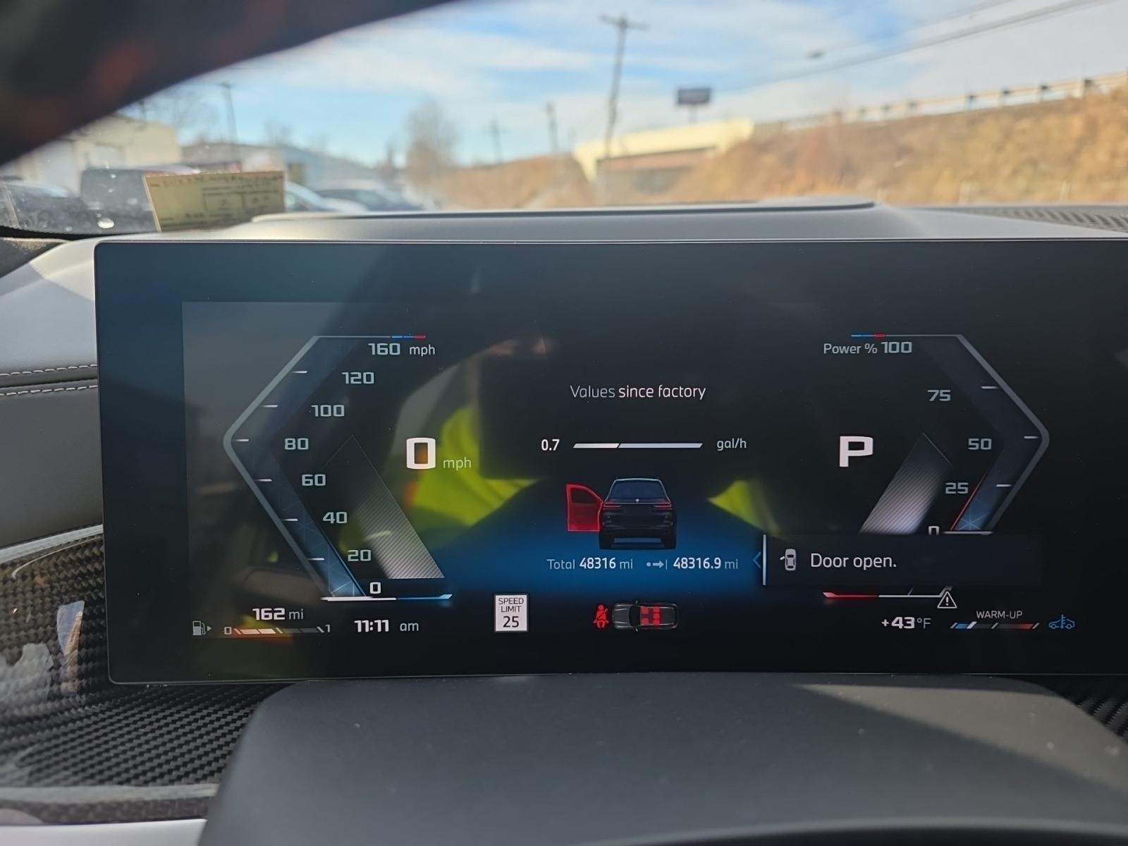 2024 BMW X7 M60i AWD