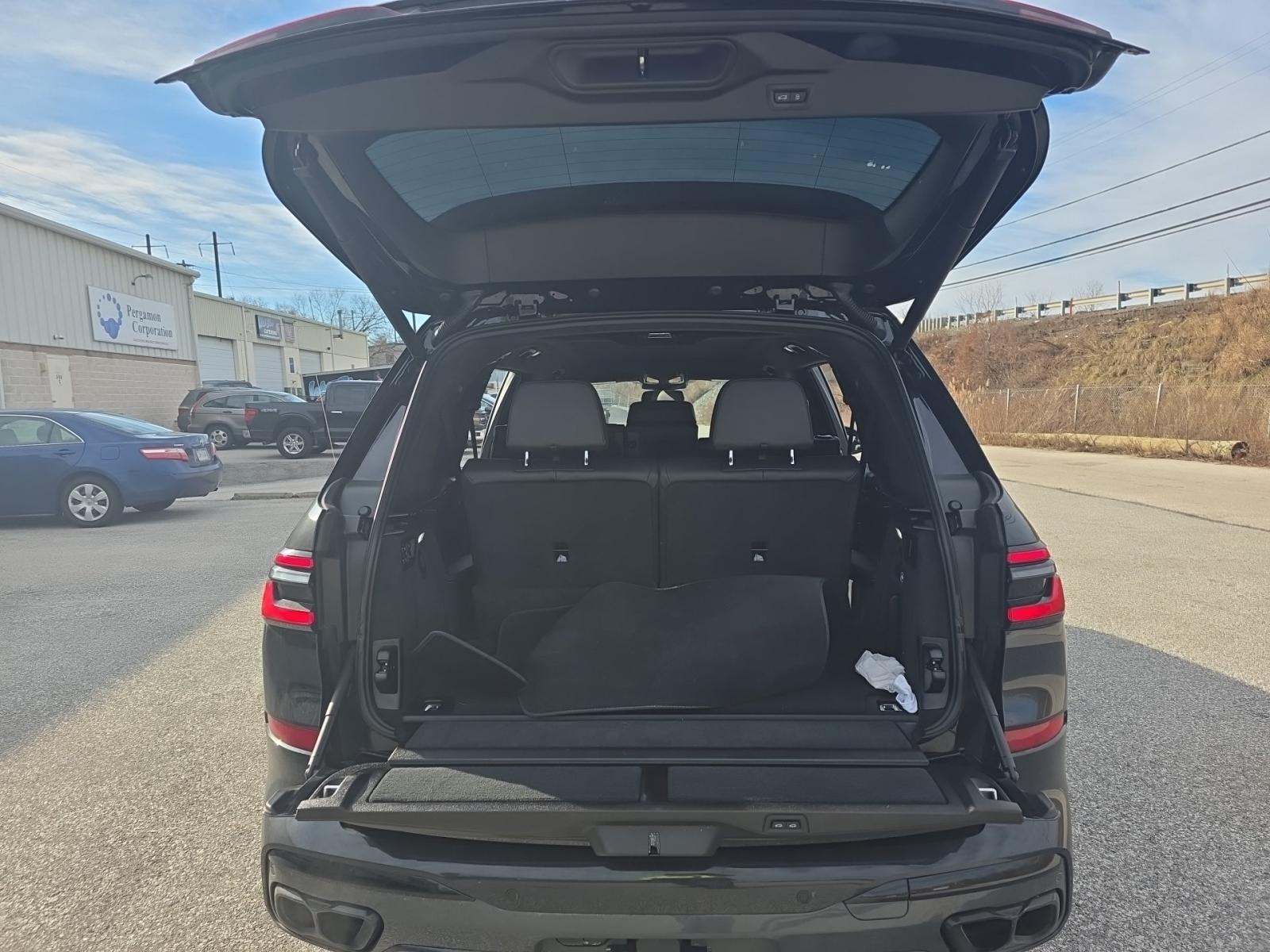 2024 BMW X7 M60i AWD