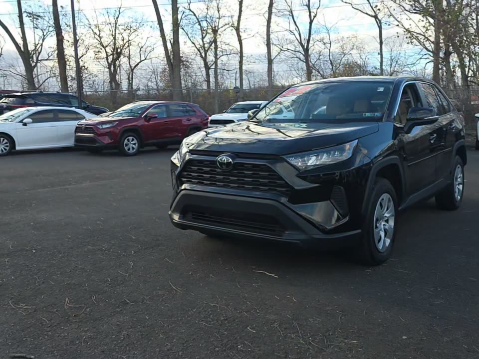 2022 Toyota RAV4 LE AWD