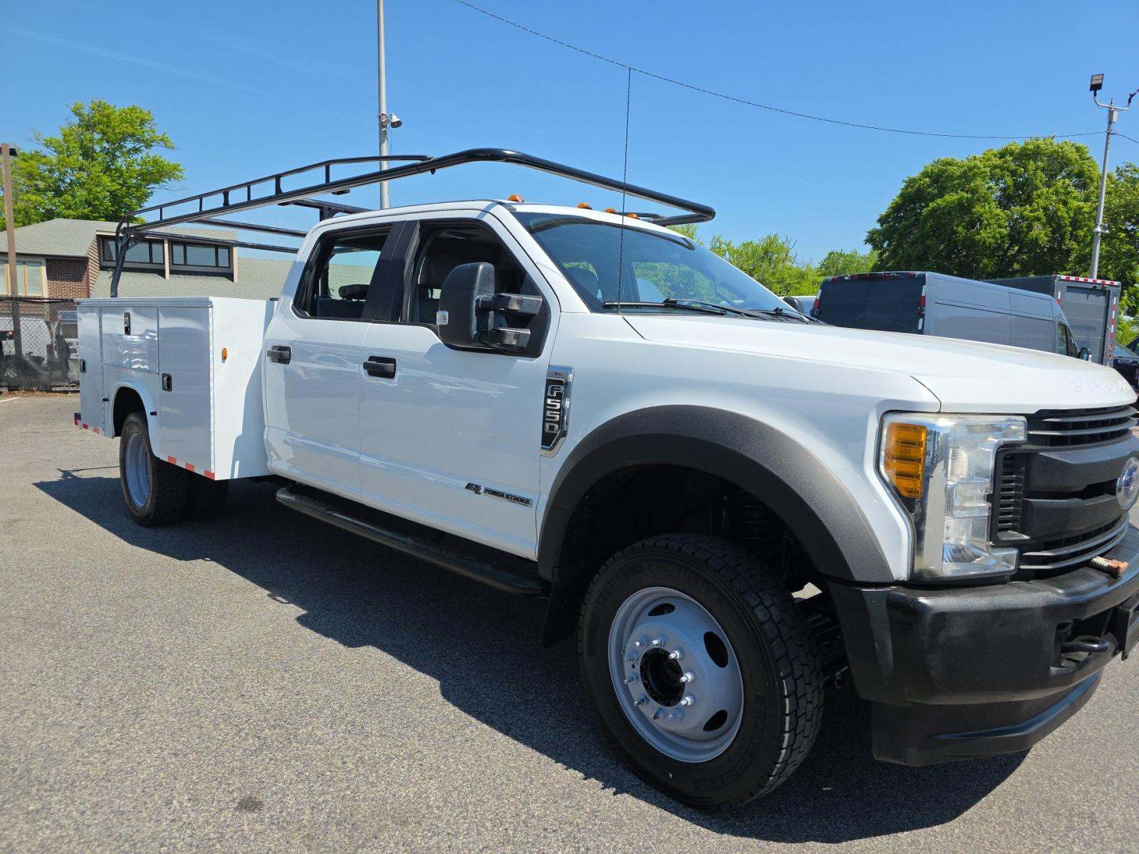 FORD F-550 - 4