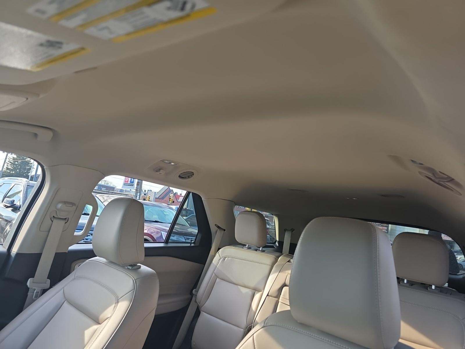 2023 Ford Explorer XLT AWD