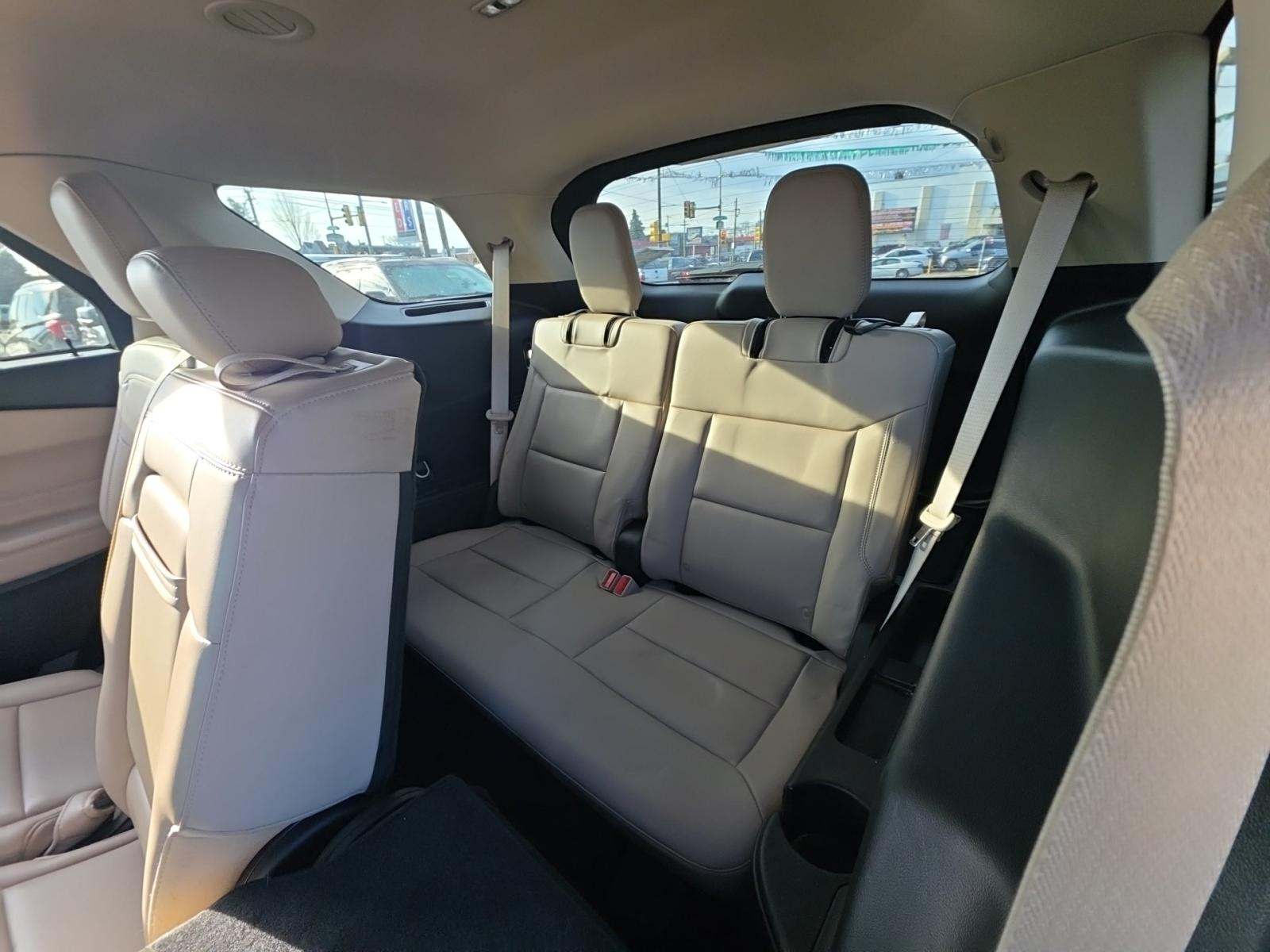 2023 Ford Explorer XLT AWD