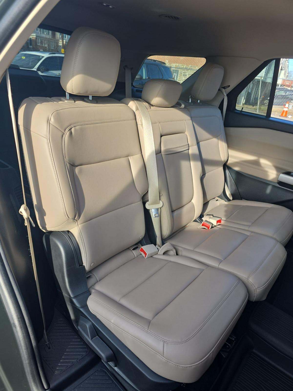 2023 Ford Explorer XLT AWD